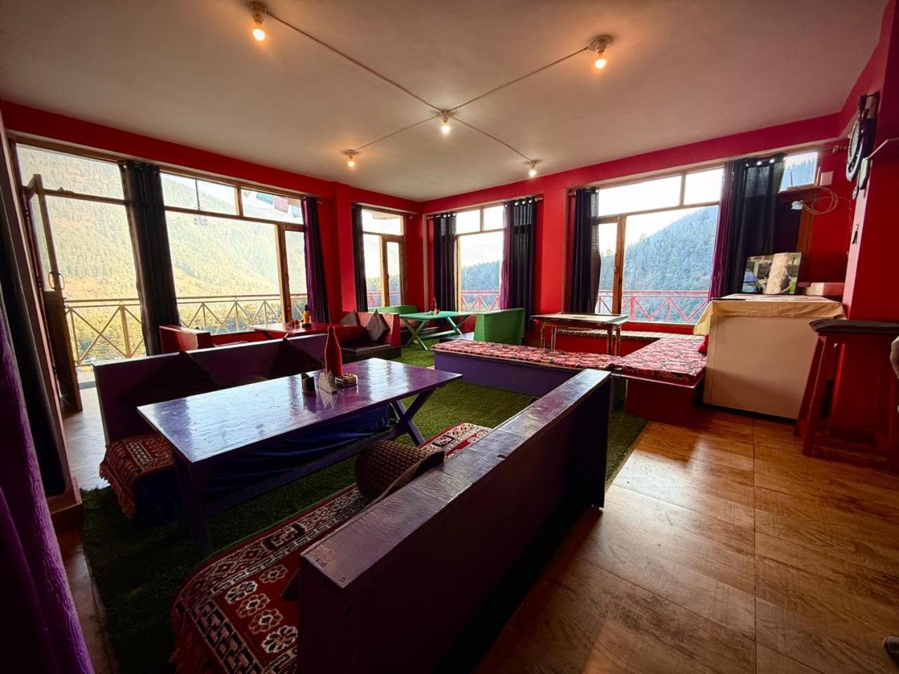 Hotel Asteria