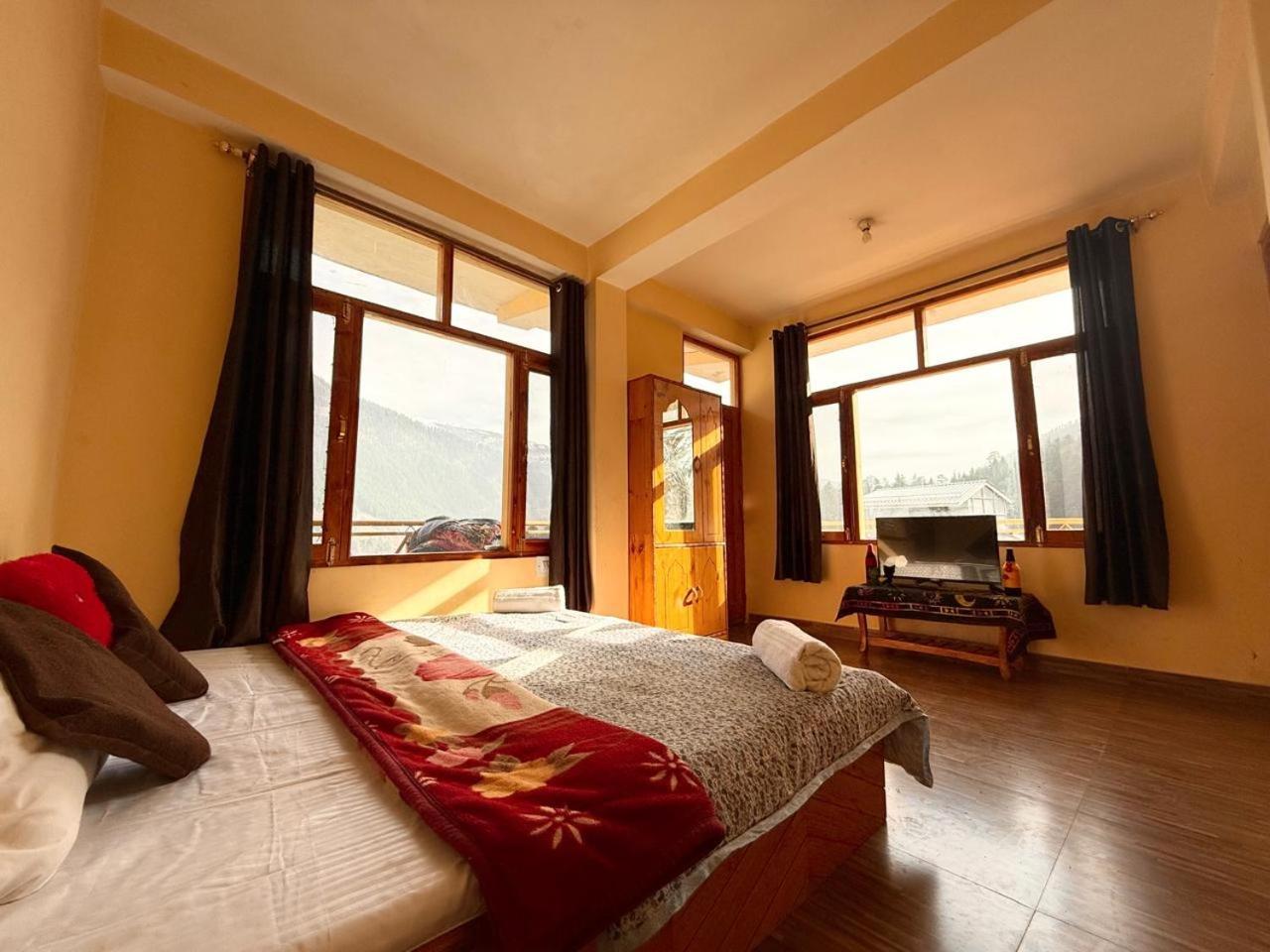 Hotel Asteria Manali (Himachal Pradesh)