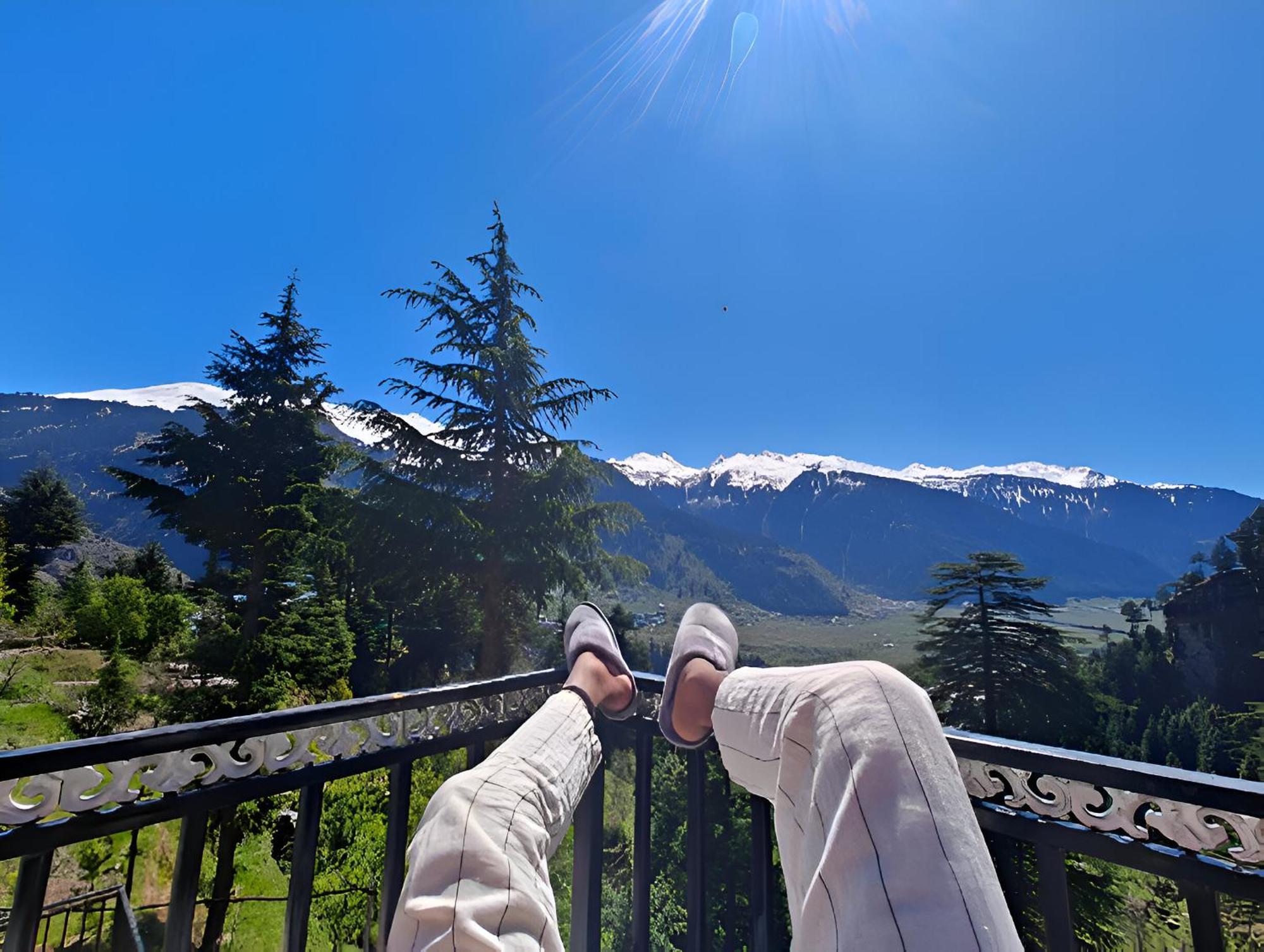 Hotel Sakinn Manali (Himachal Pradesh)