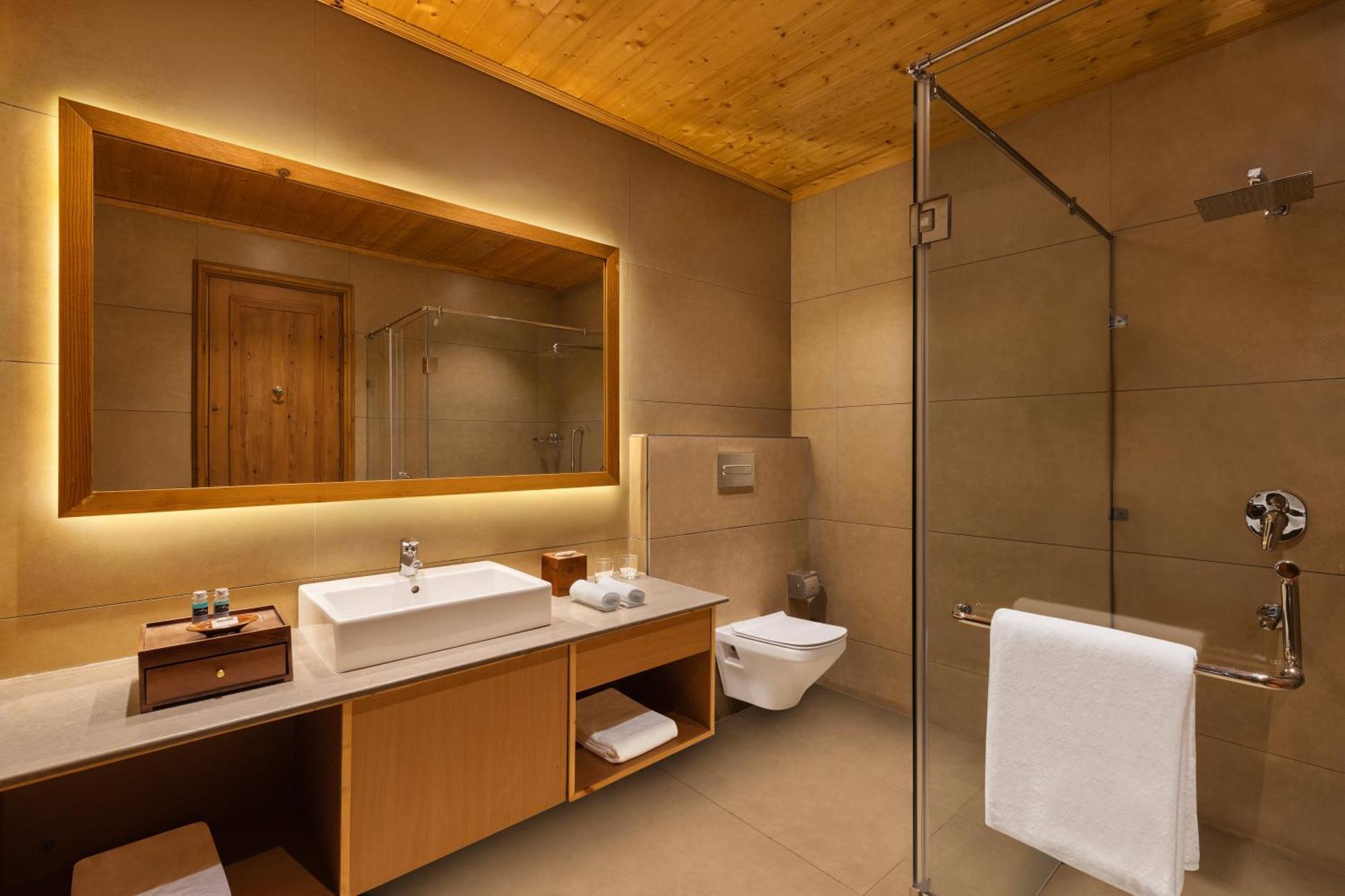 Inn Baragarh & Spa, Manali- Ihcl Seleqtions 5*
