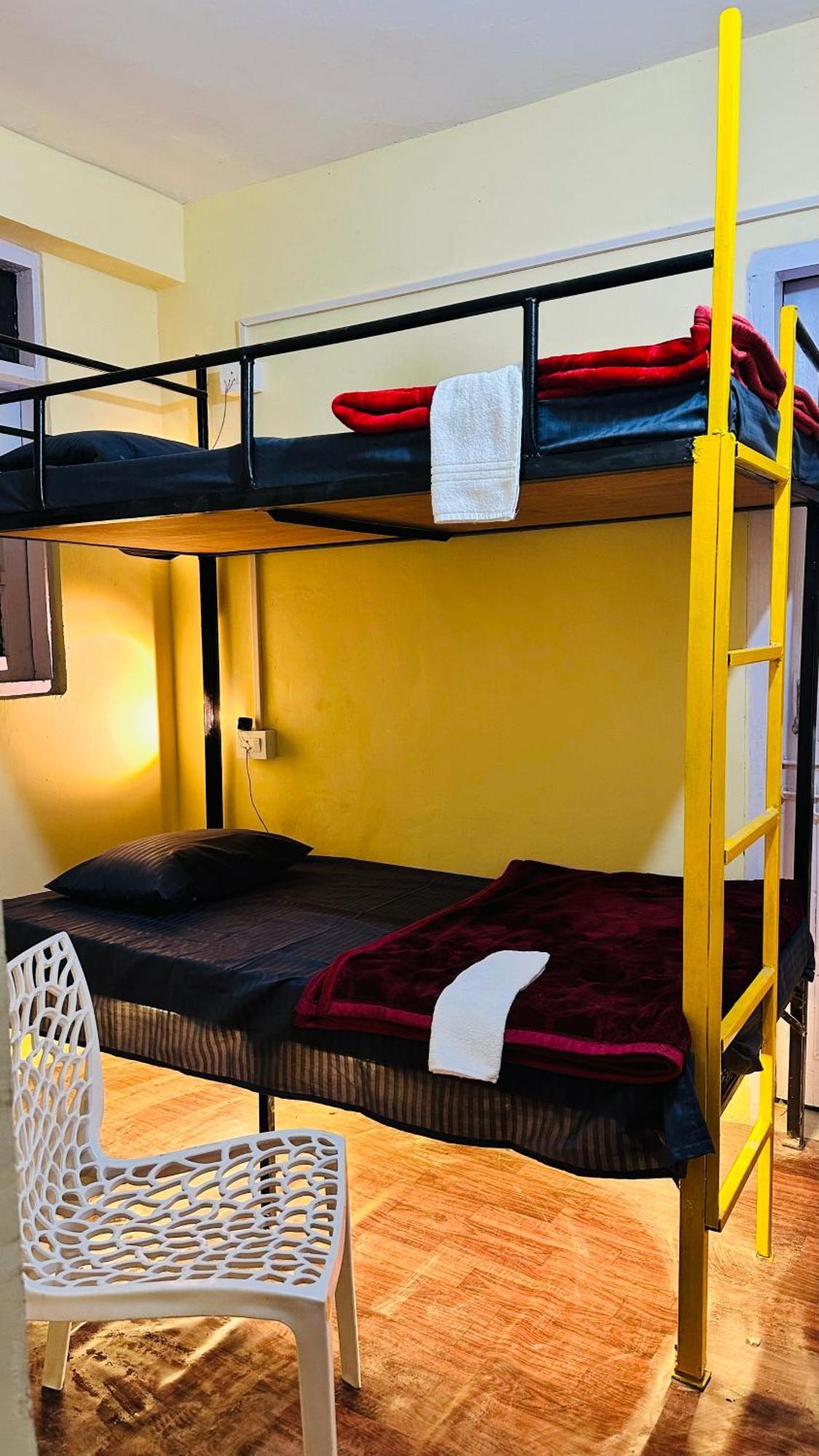 Hostel Old Wandercrew Manali (Himachal Pradesh)