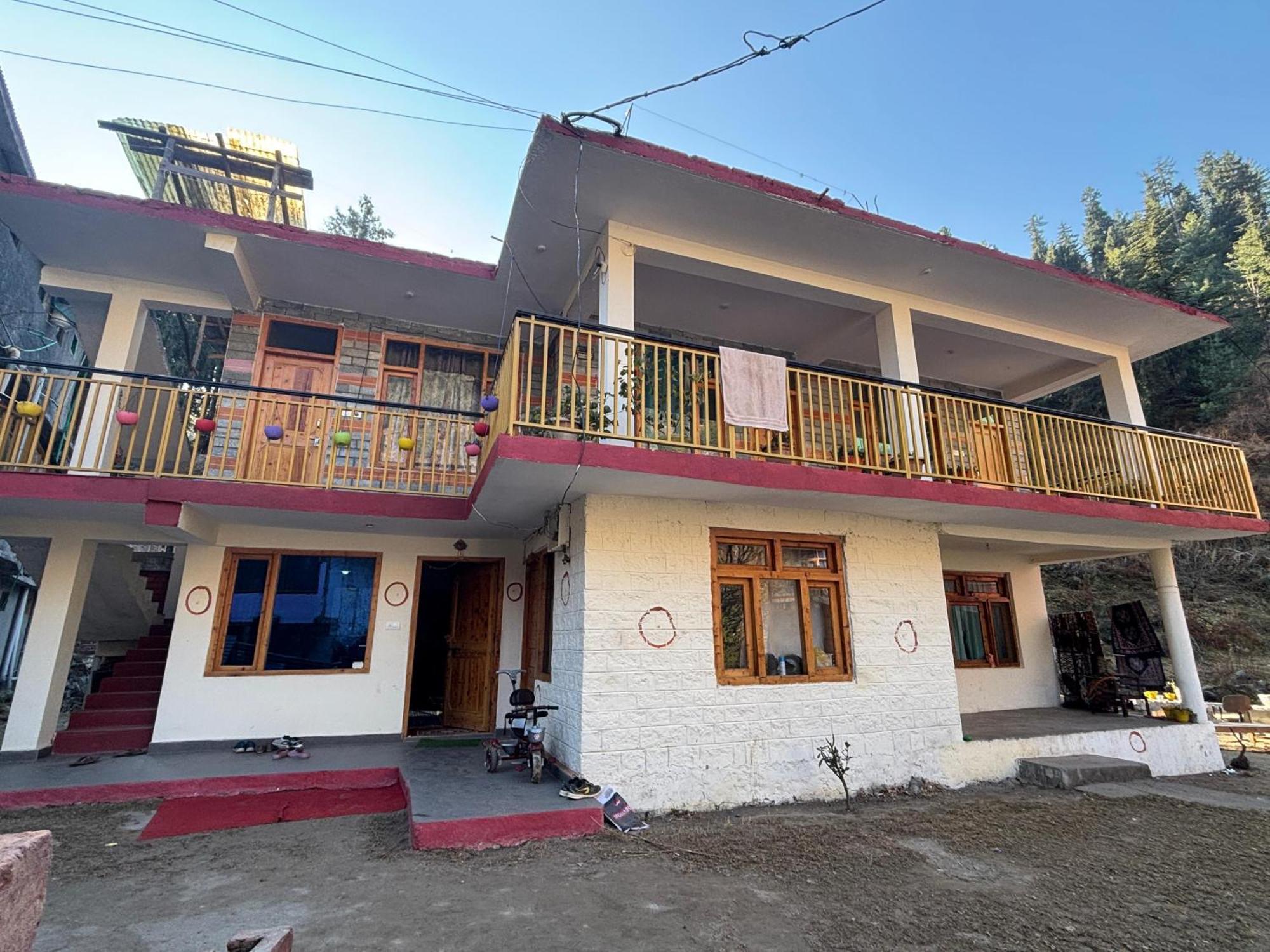 Homestay Adiyogi *