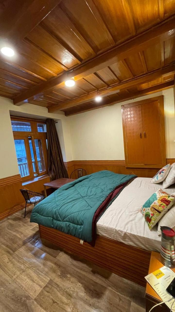 Sanvi Manali (Himachal Pradesh)