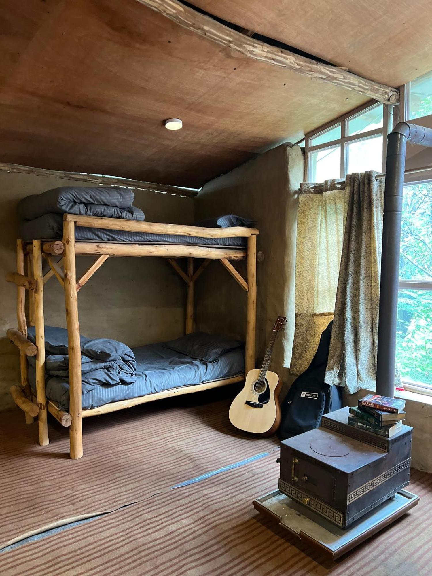 Himtrek River Side Camps And * Manali (Himachal Pradesh)
