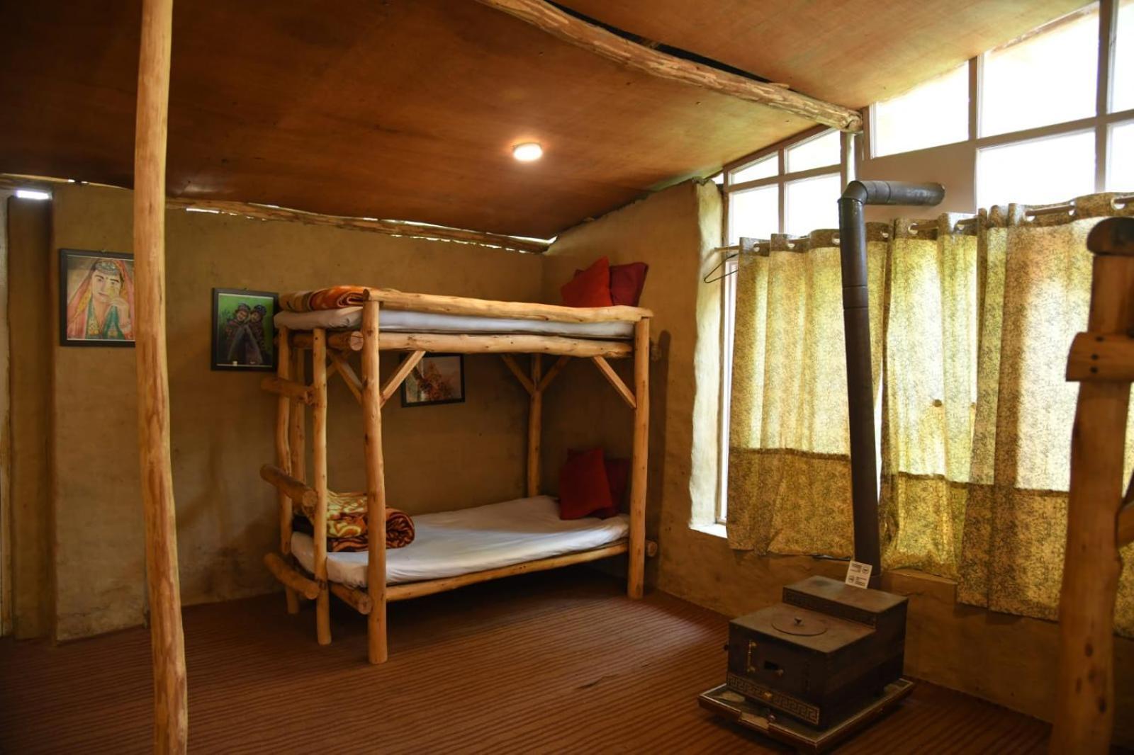 Homestay Himtrek River Side Camps And