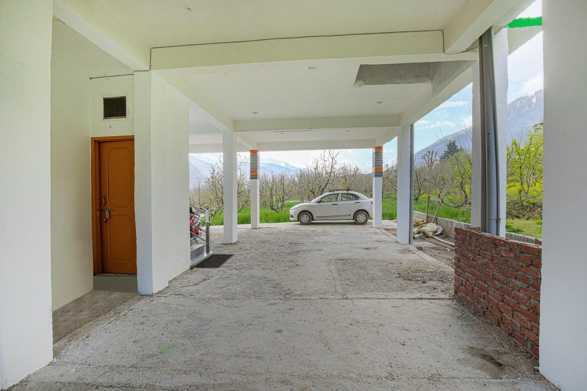 Hotel Dev Rising Heart Manali (Himachal Pradesh)