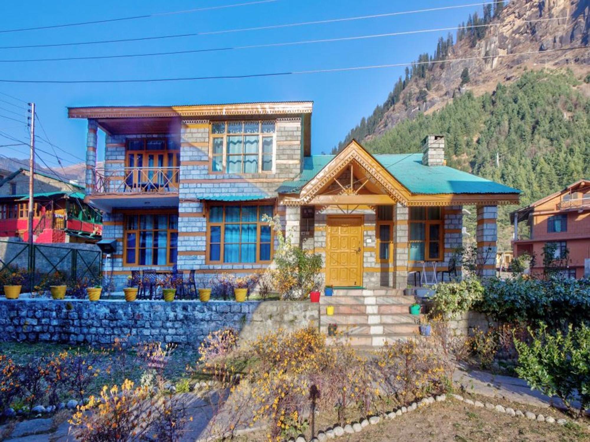 Aarnaa - View Of Valleys & Mountains - Near Mall Road 3* Manali (Himachal Pradesh)