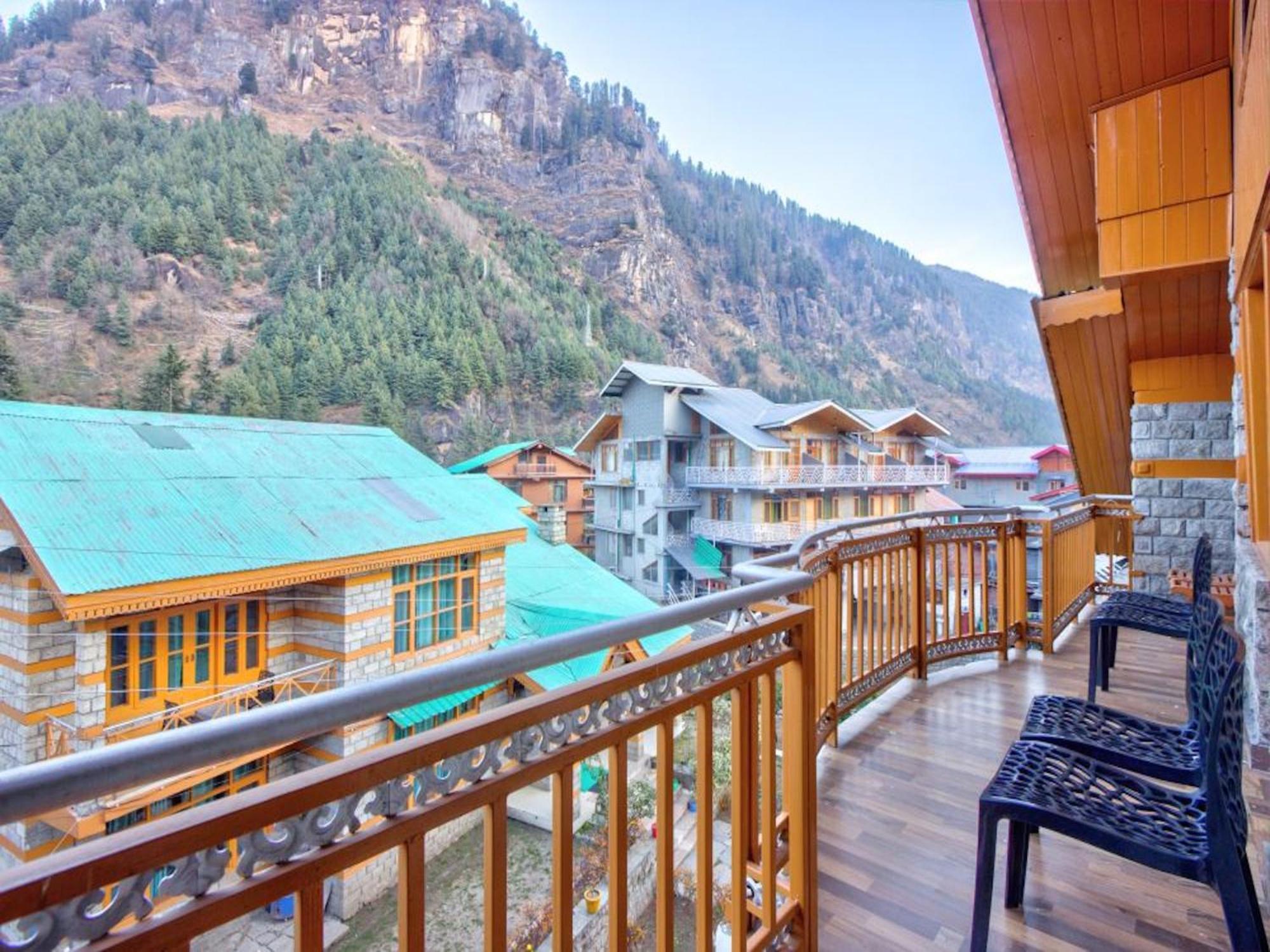 Hotel Aarnaa - View Of Valleys & Mountains - Near Mall Road Manali (Himachal Pradesh)