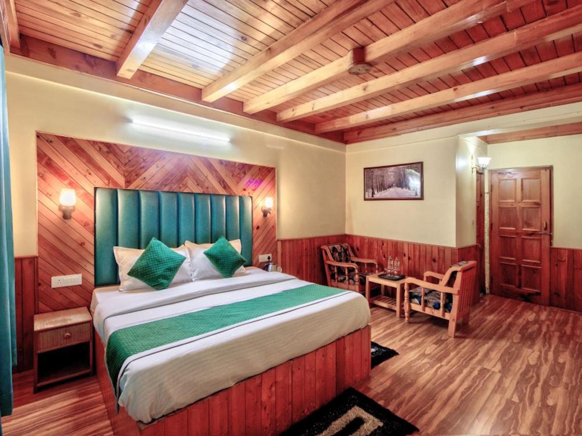 Hotel Aarnaa - View Of Valleys & Mountains - Near Mall Road Manali (Himachal Pradesh)