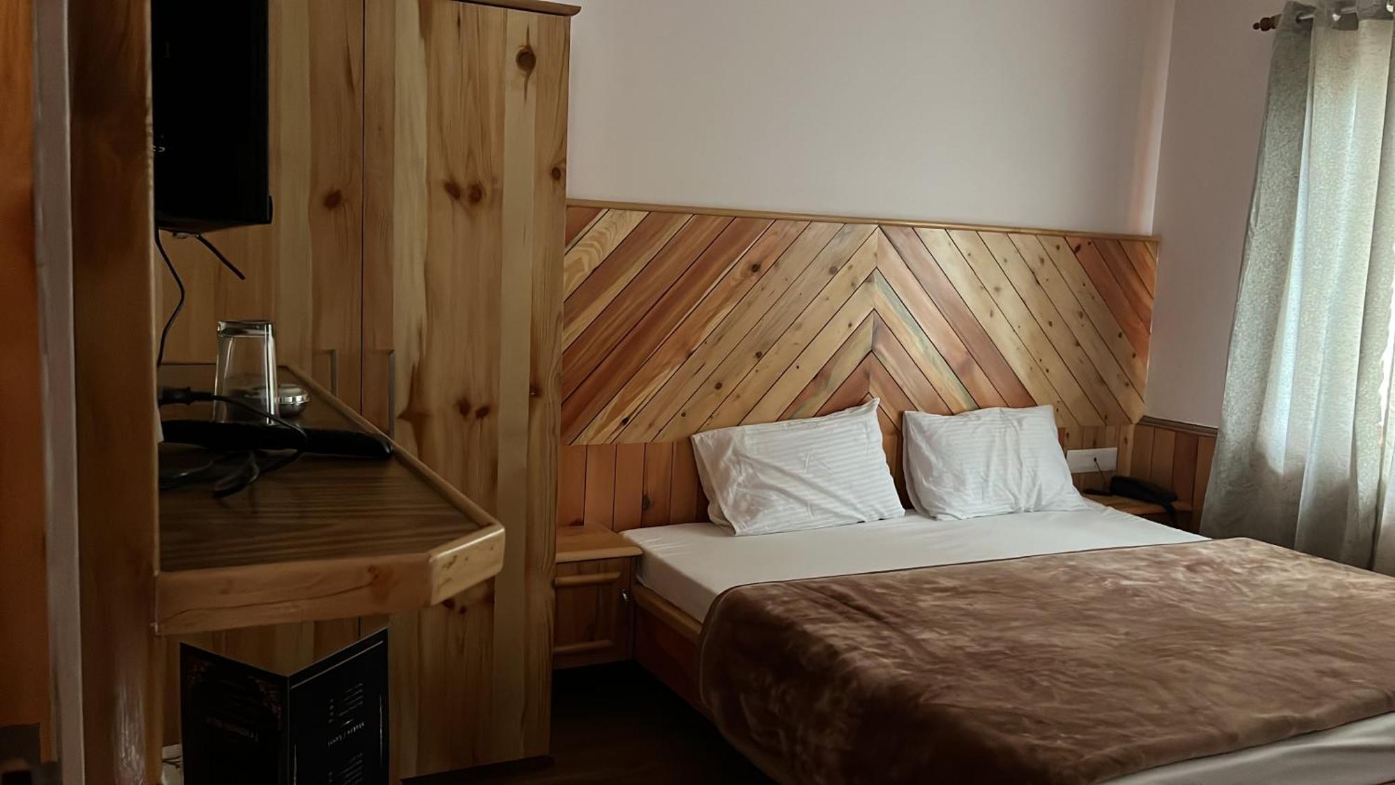Bed & Breakfast Trimurti