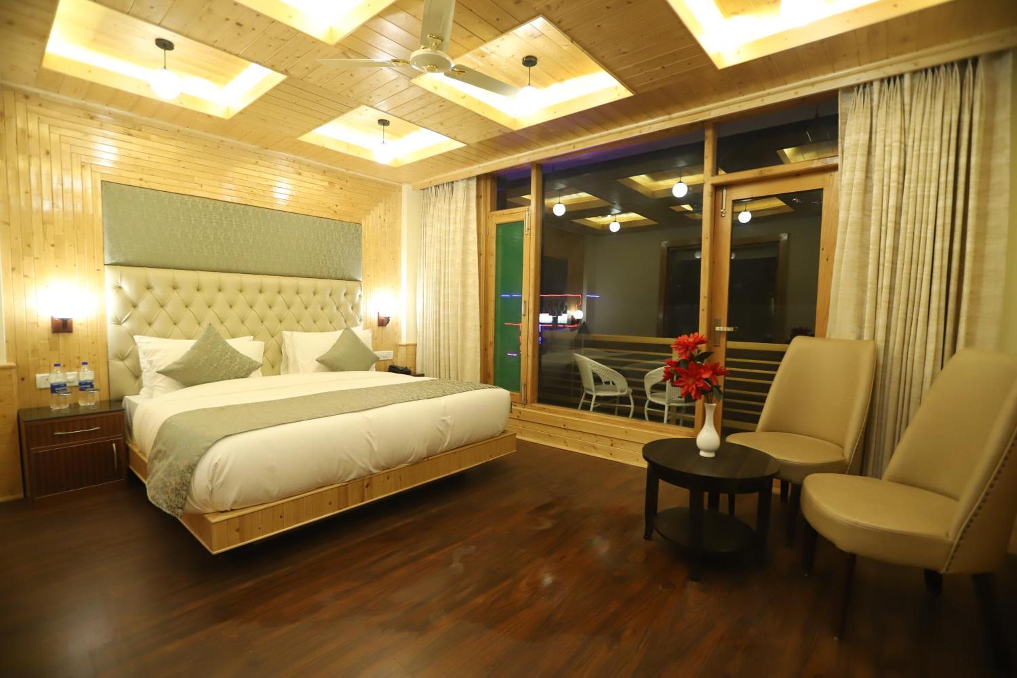 Calux Golden Woods Manali 3* Manali (Himachal Pradesh)