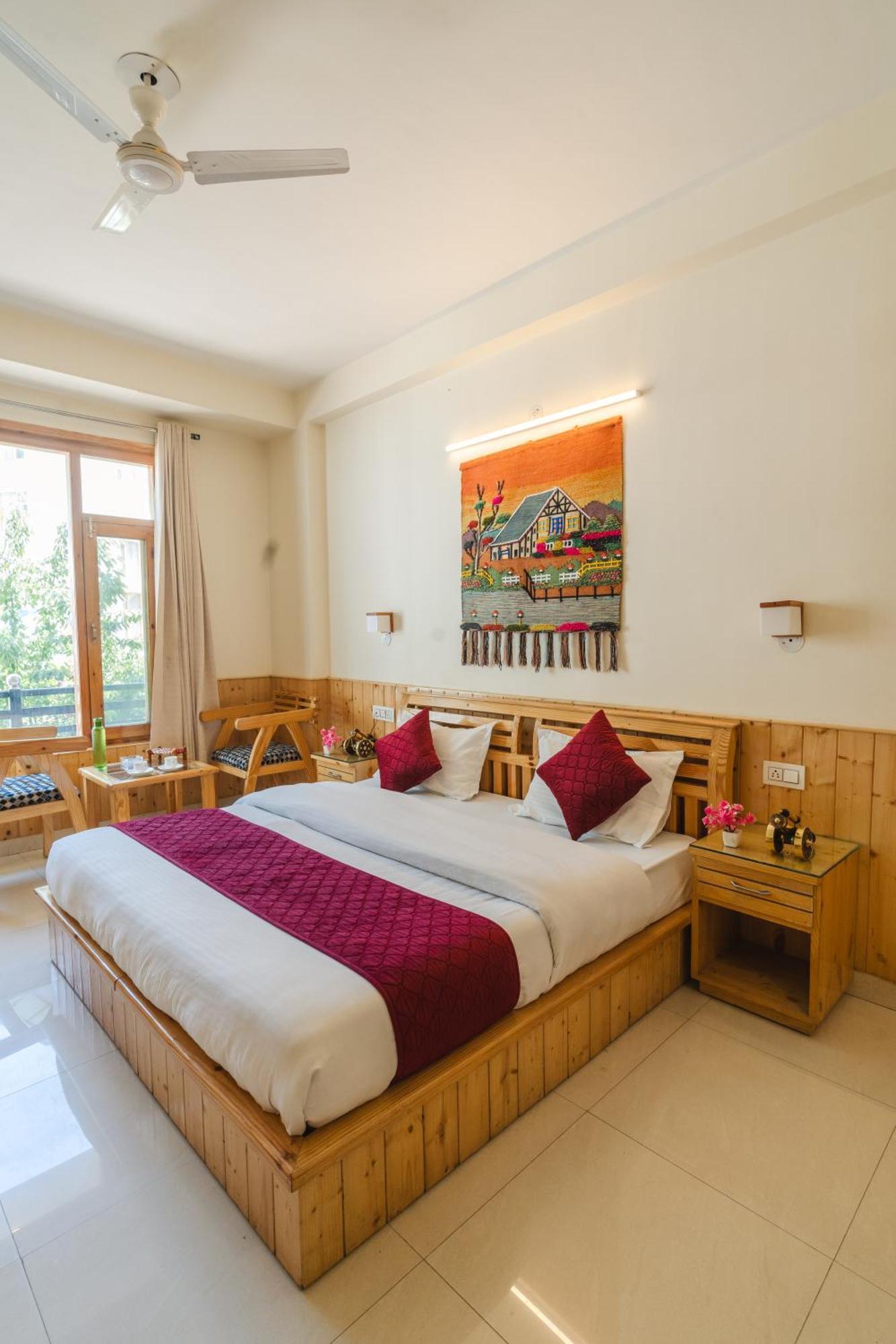 Noels Hotel Manali (Himachal Pradesh)