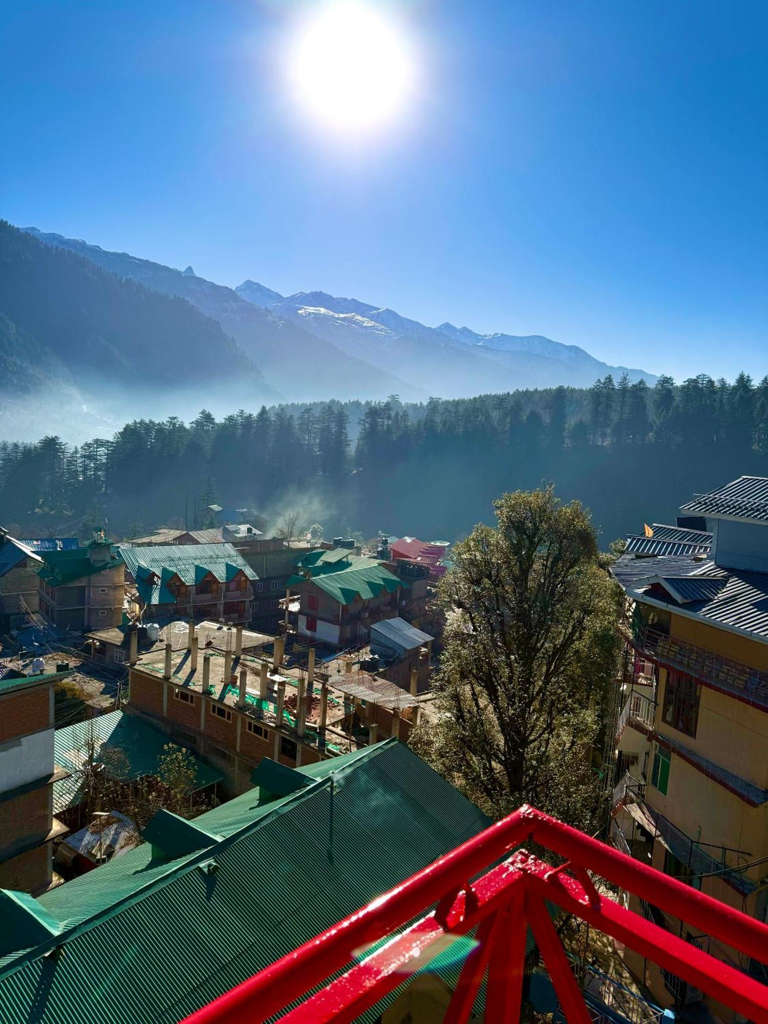 Asteria * Manali (Himachal Pradesh)