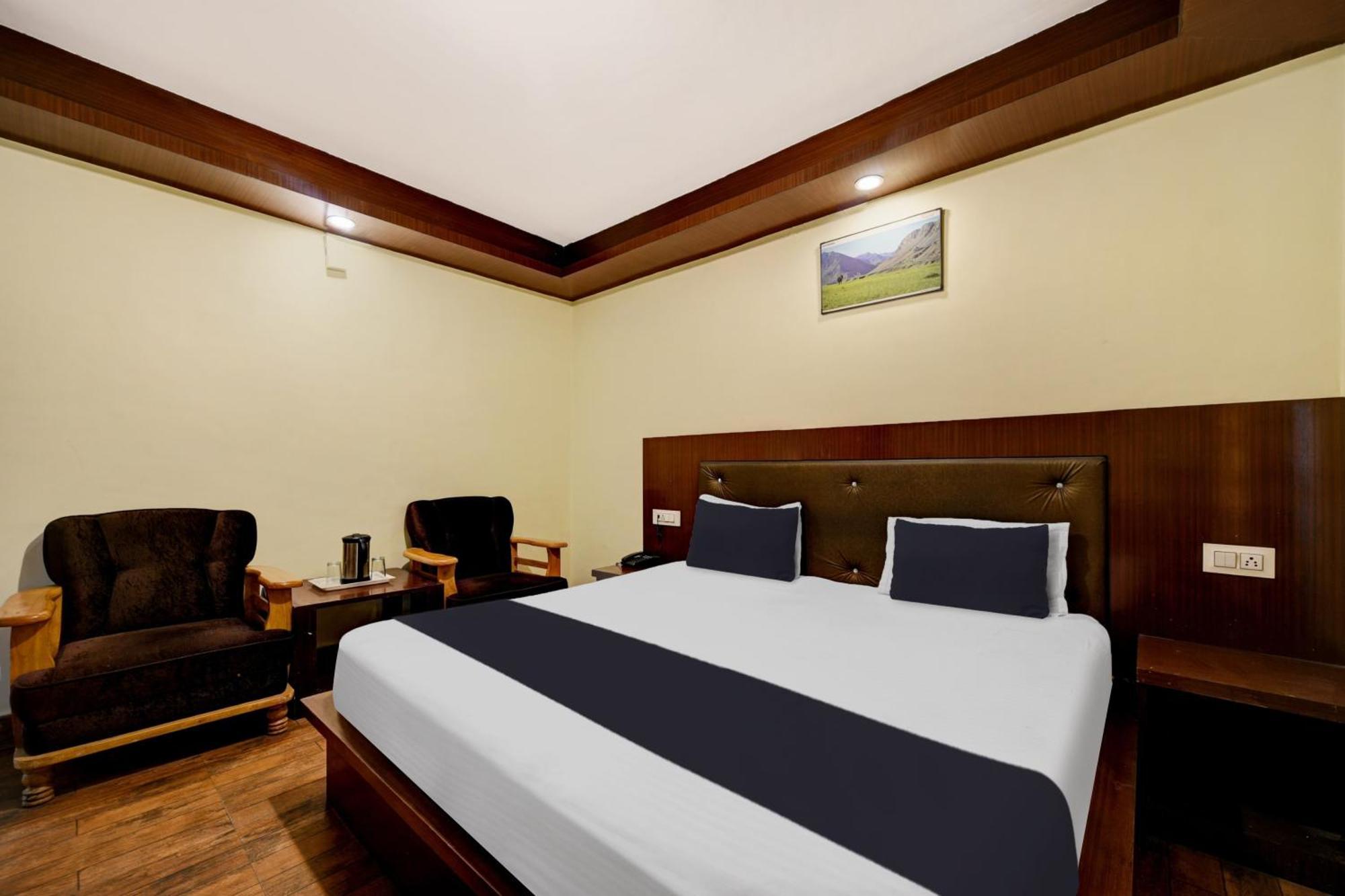 Hotel O Tridev