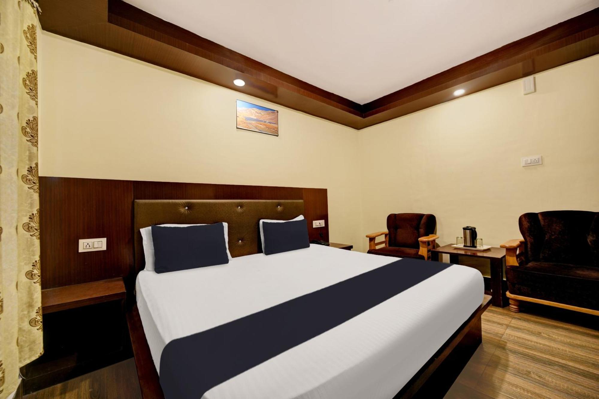 Hotel O Tridev