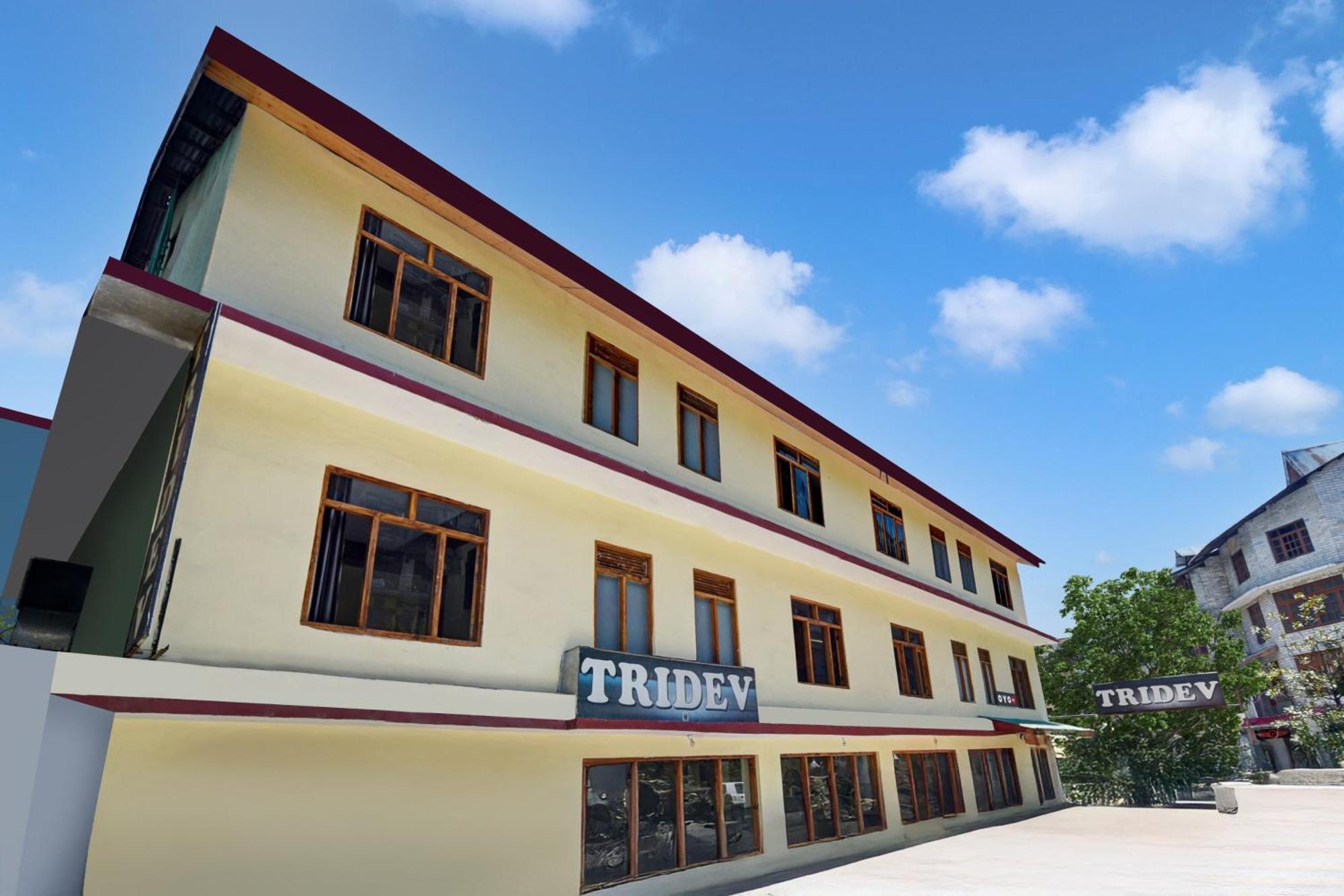 Hotel O Tridev Manali (Himachal Pradesh)