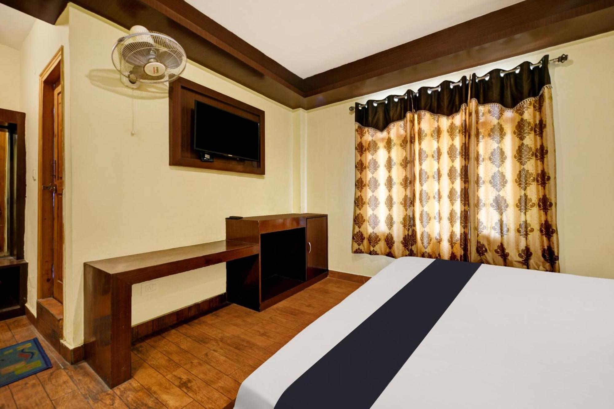 Hotel O Tridev 4*