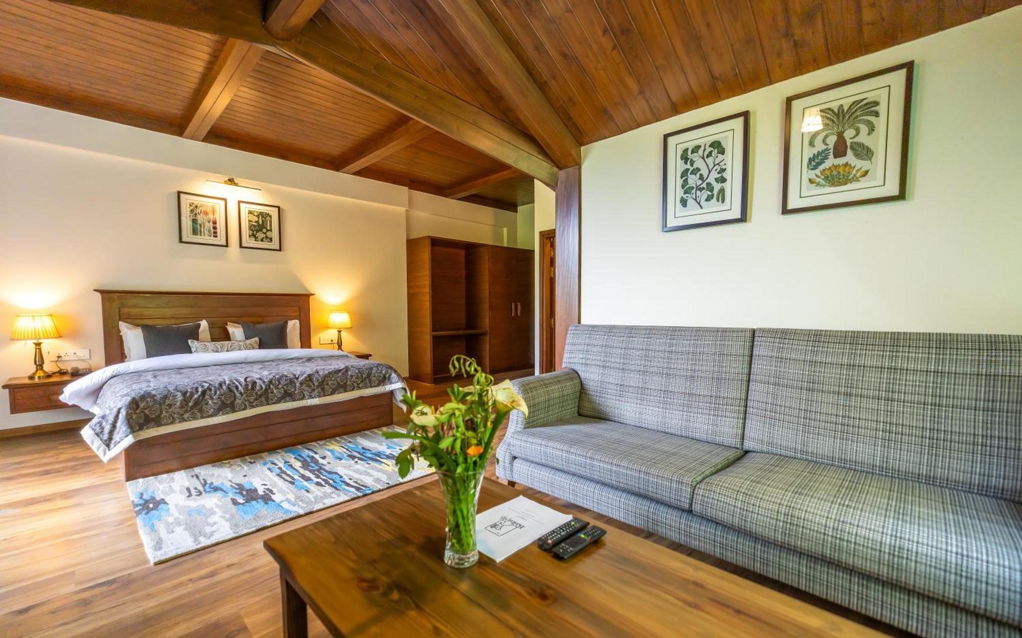 Hotel Bedzzz Xclusiv Baikunth, By Leisure - 650 Meters From Hidimba Devi Temple 3*