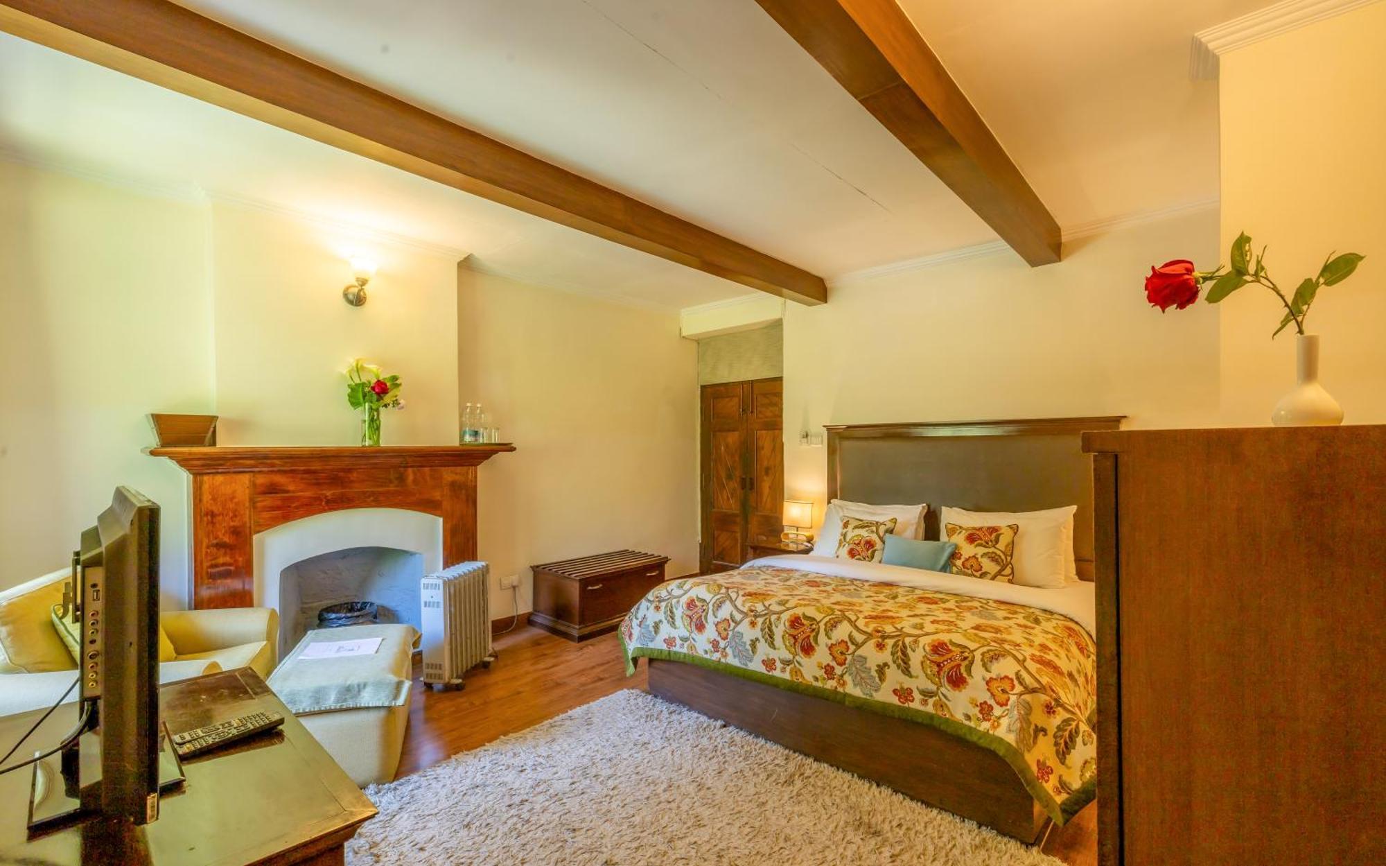 Bedzzz Xclusiv Baikunth, By Leisure - 650 Meters From Hidimba Devi Temple