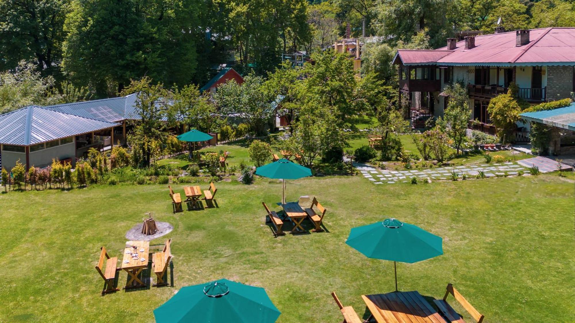 Bedzzz Xclusiv Baikunth, By Leisure - 650 Meters From Hidimba Devi Temple 3*