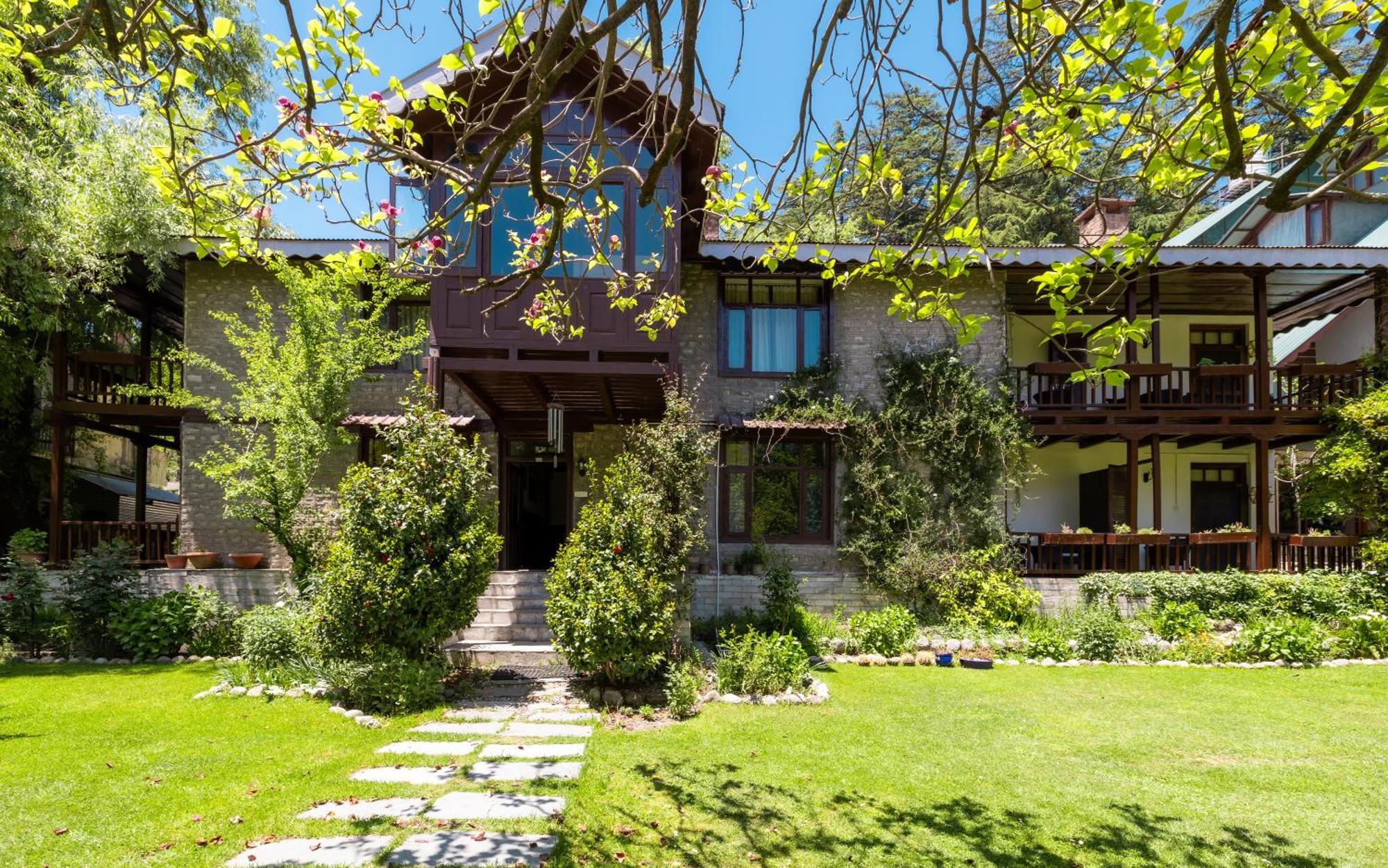 Bedzzz Xclusiv Baikunth, By Leisure - 650 Meters From Hidimba Devi Temple Hotel 3*