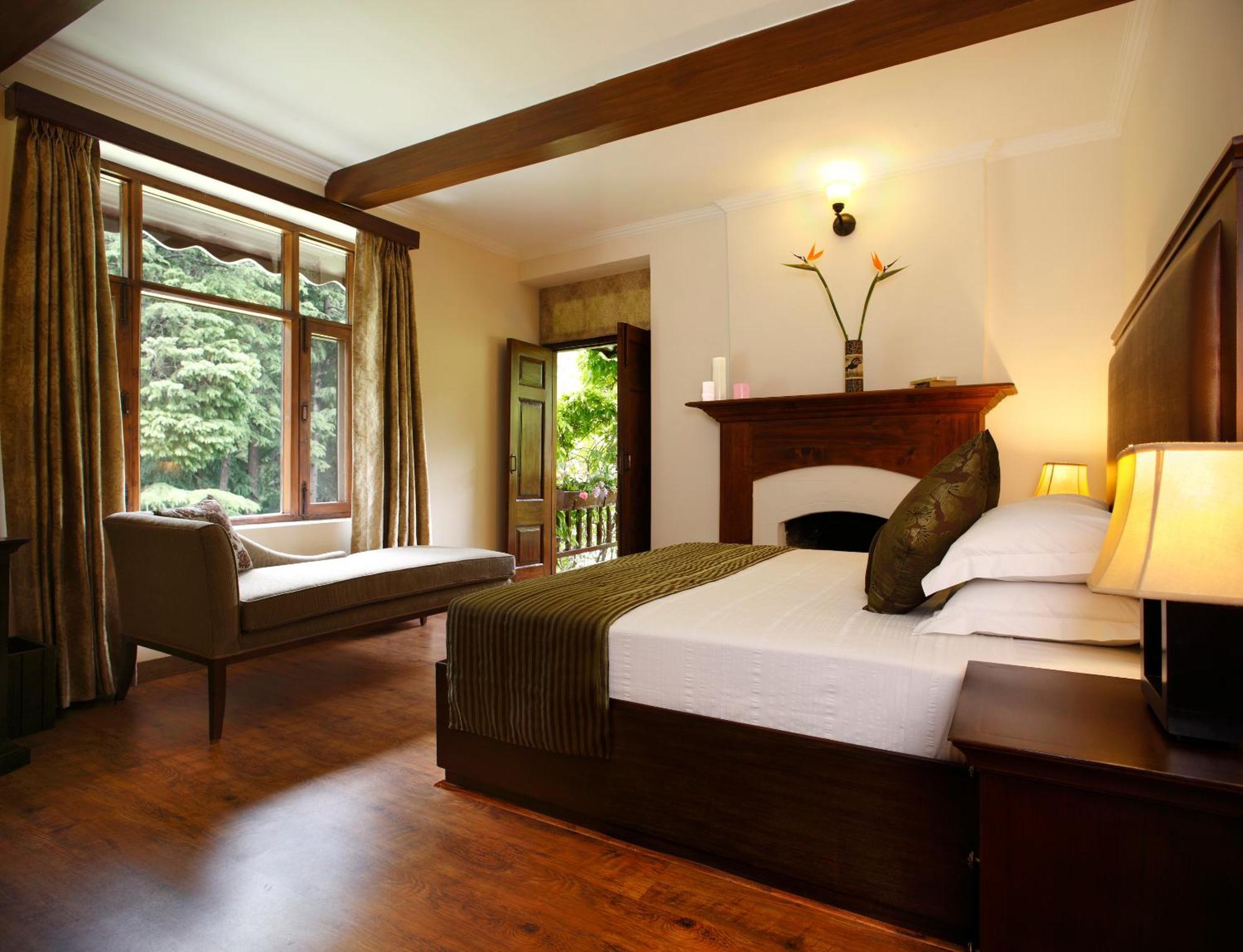 Hotel Bedzzz Xclusiv Baikunth, By Leisure - 650 Meters From Hidimba Devi Temple