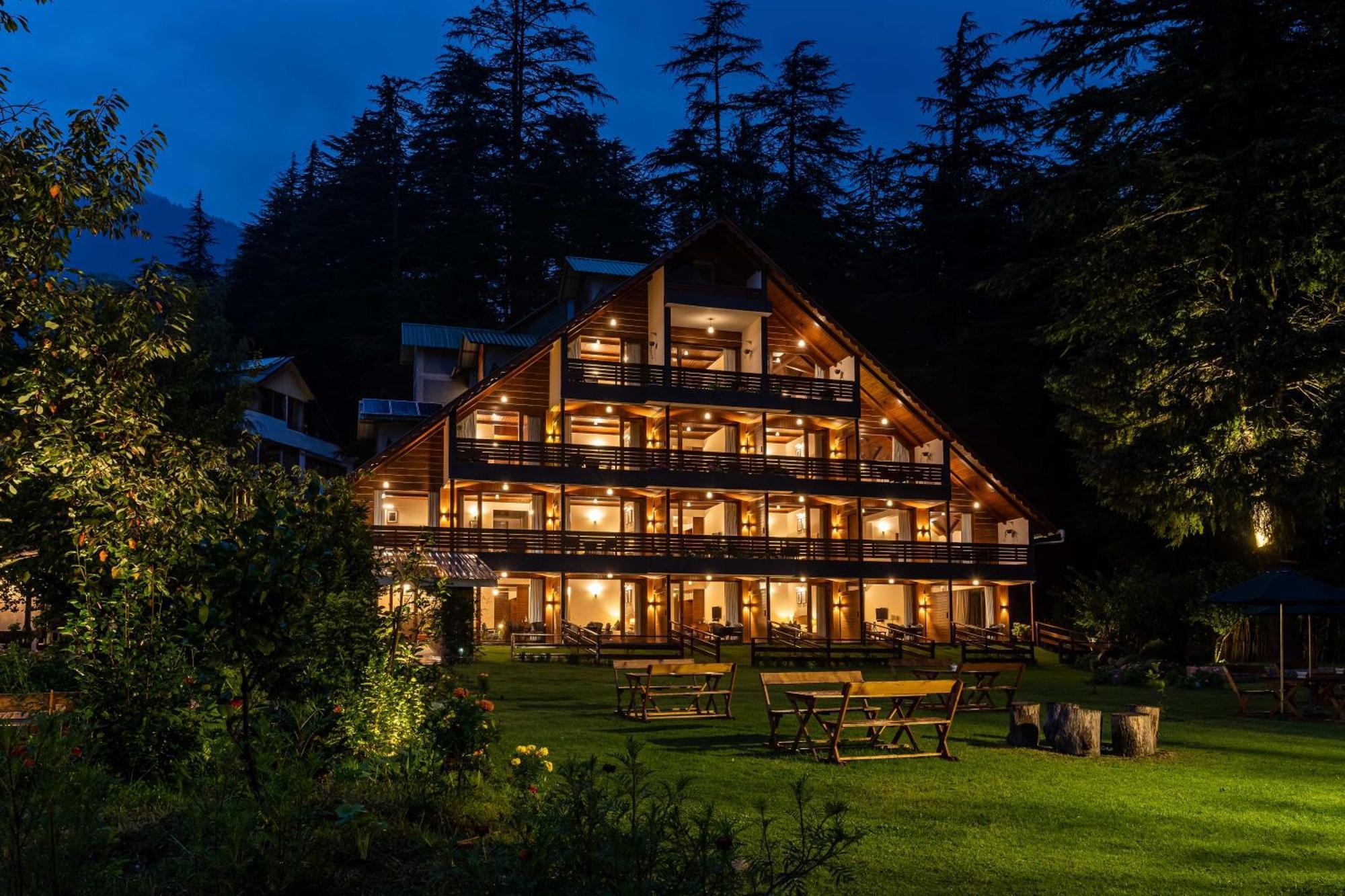 Bedzzz Xclusiv Baikunth, By Leisure - 650 Meters From Hidimba Devi Temple Manali (Himachal Pradesh)