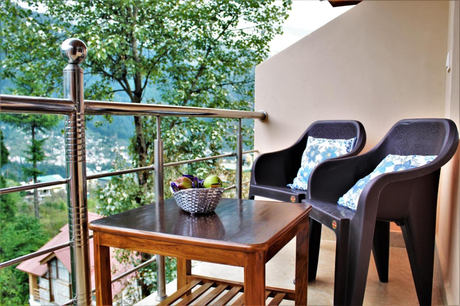 Valley Of Sublime!!! Nirvana Hills!!! A Family With Roof Lounge And Restaurants *