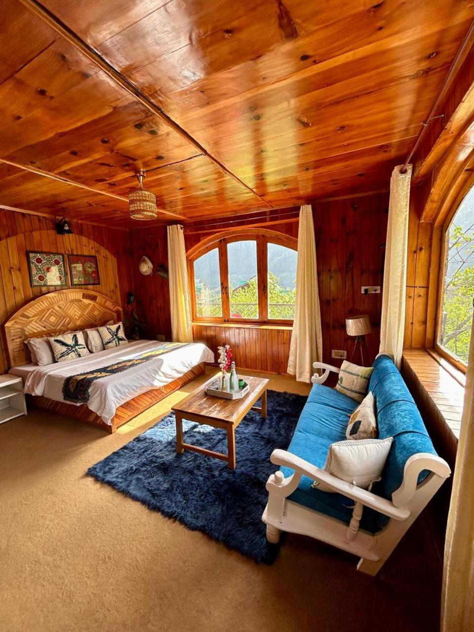 The Woodshed * Manali (Himachal Pradesh)