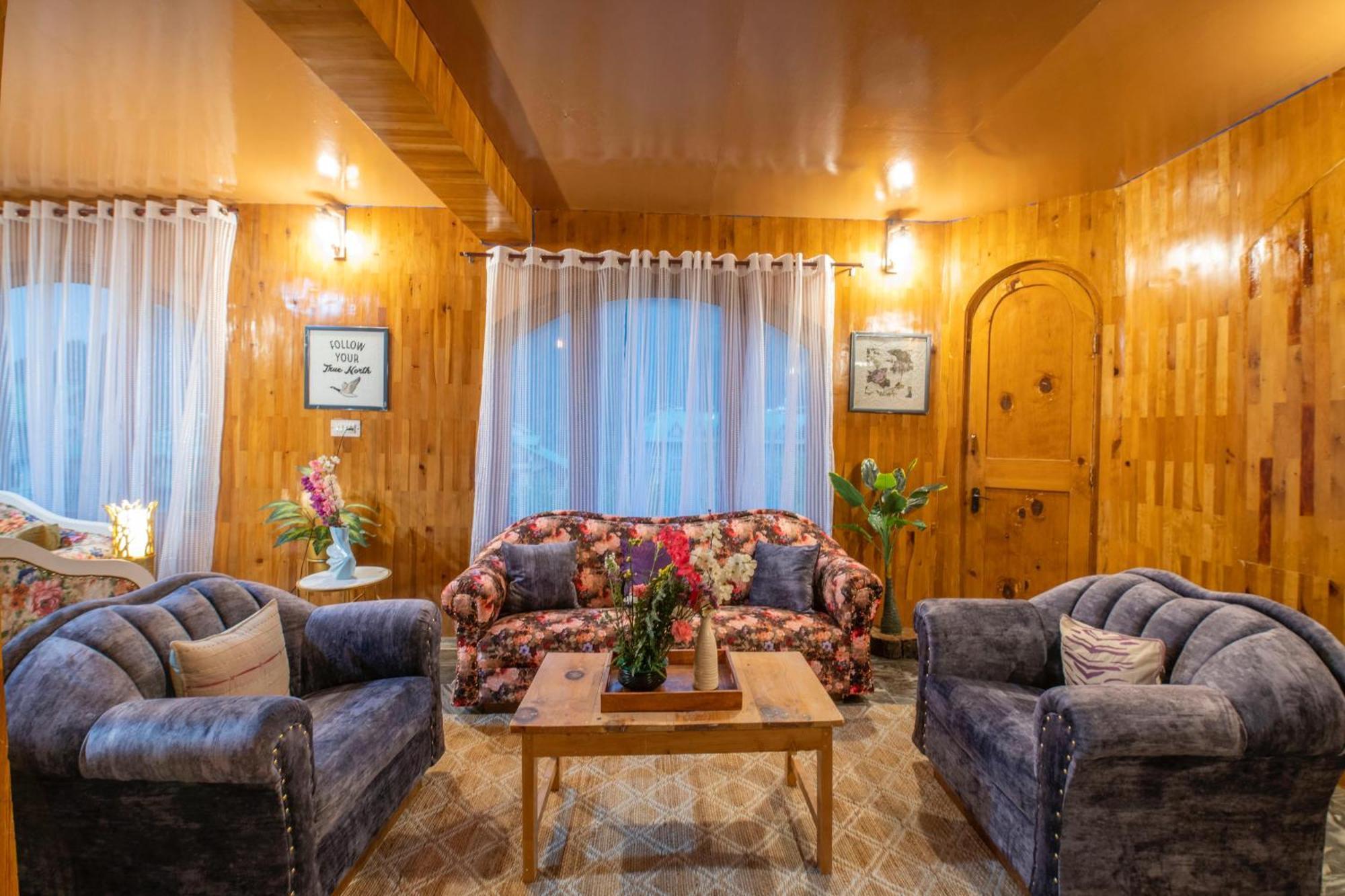 Lodge The Woodshed *