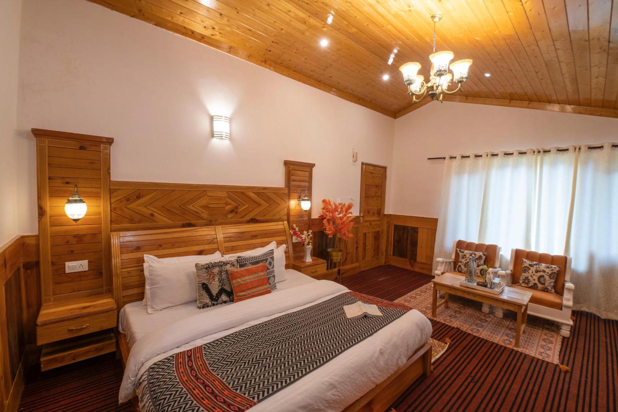 The Woodshed Lodge Manali (Himachal Pradesh)