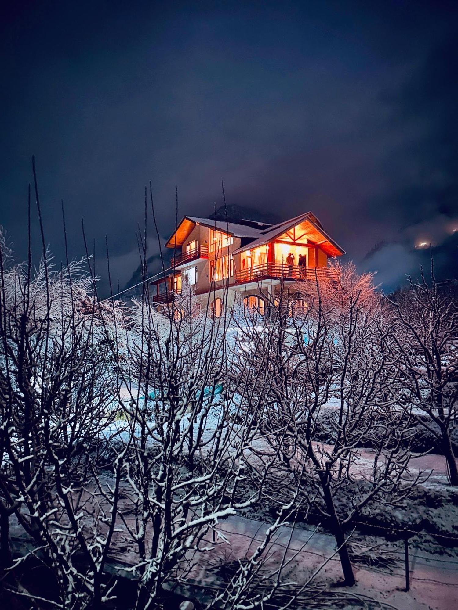 The Woodshed Lodge Manali (Himachal Pradesh)