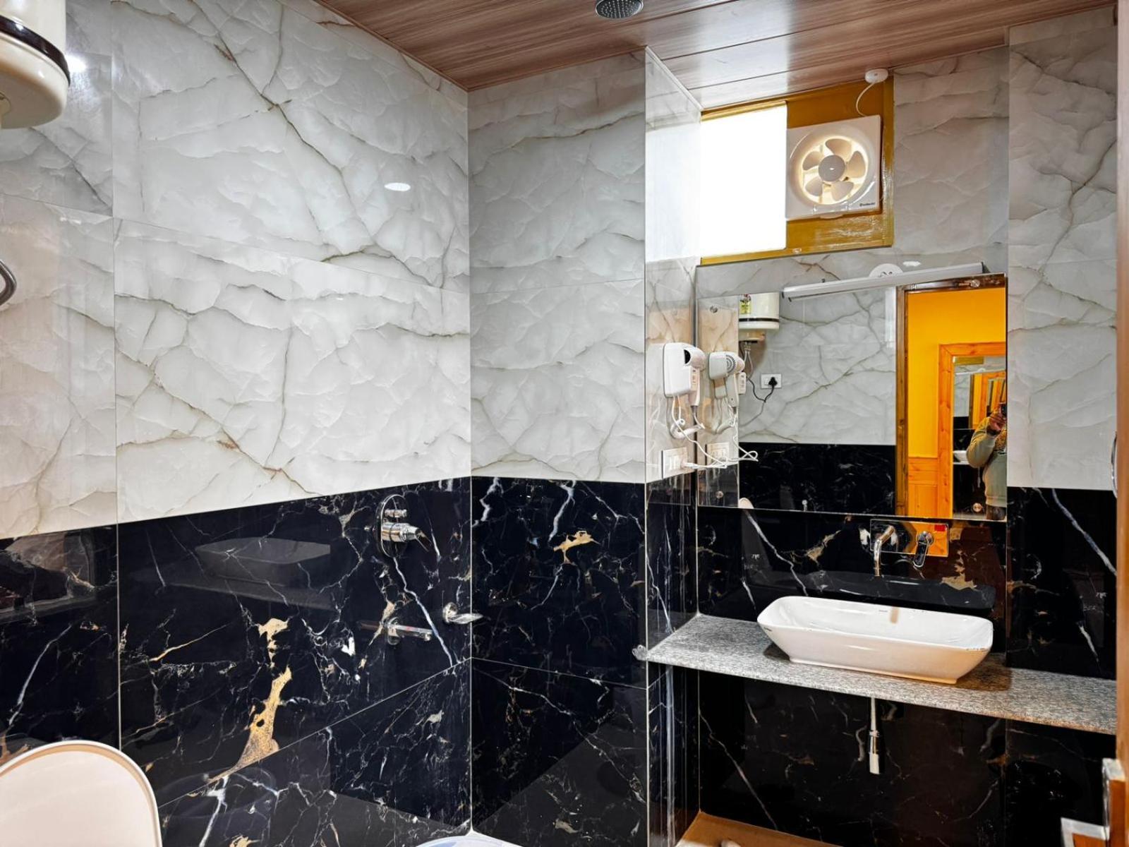 Hotel Whistling Wood By Sky Group 3*