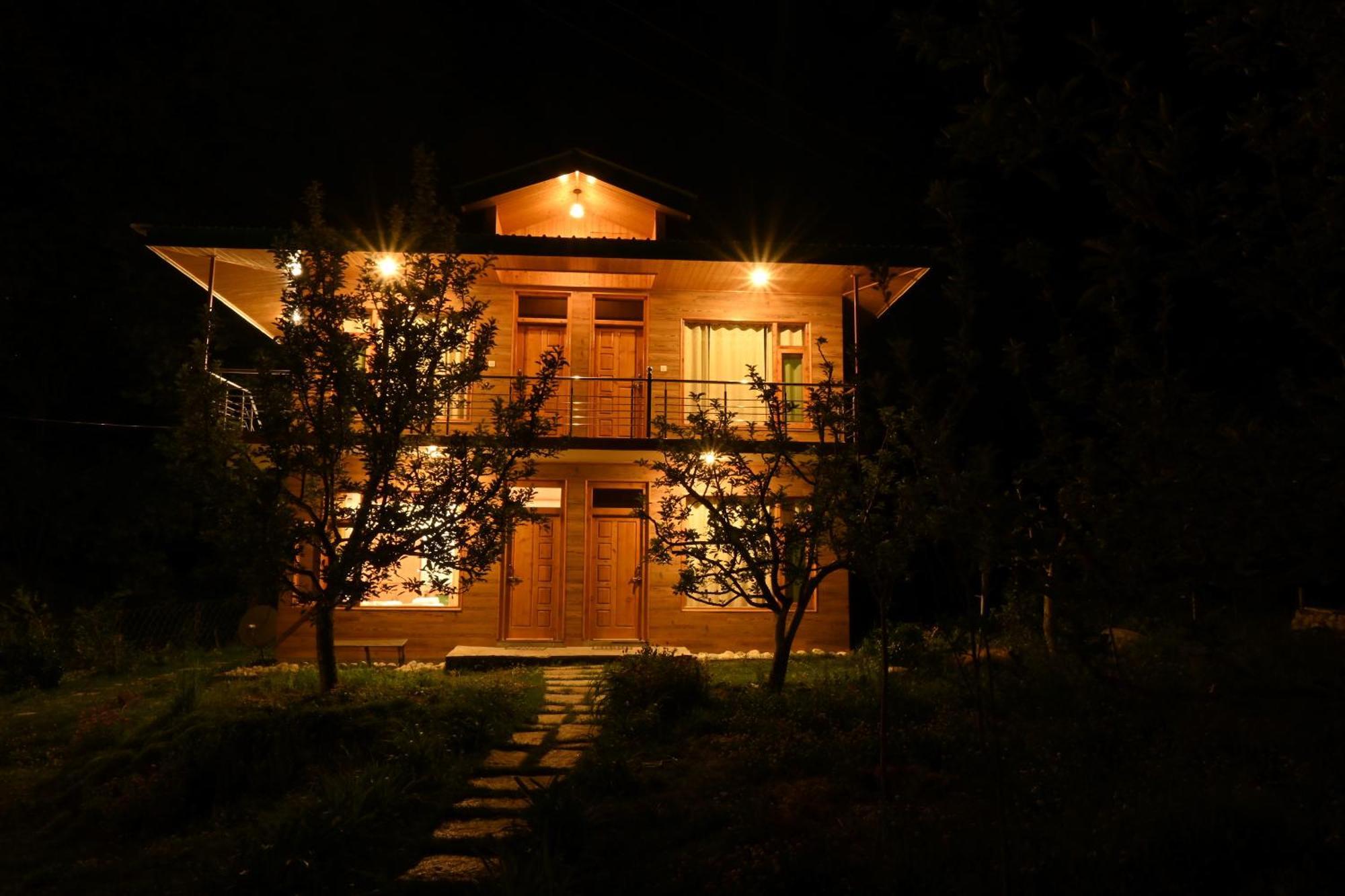 Cascade Mountain Retreat 3* Manali (Himachal Pradesh)