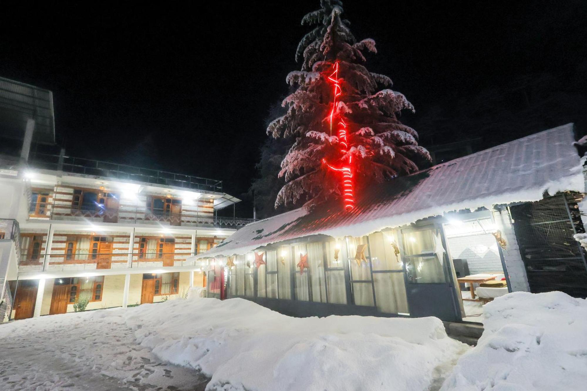 Luvya Retreats 3*