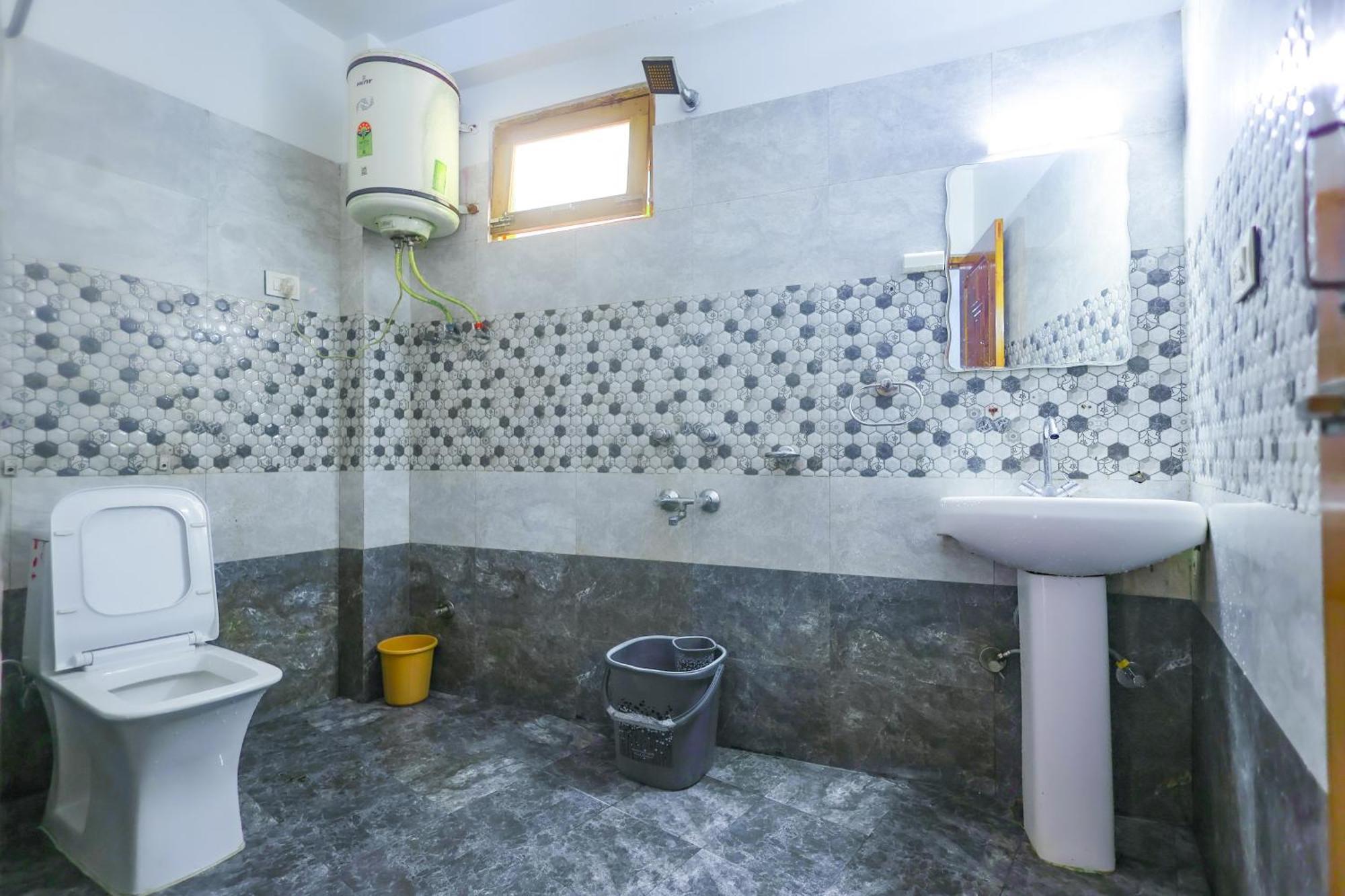 Luvya Retreats Hotel Manali (Himachal Pradesh)