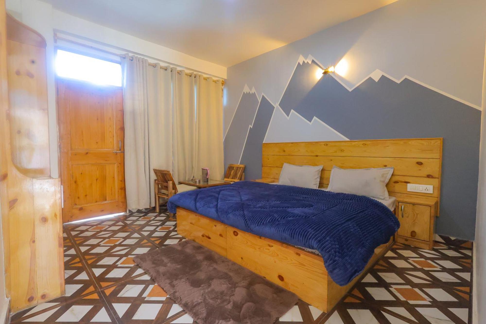 Luvya Retreats Hotel Manali (Himachal Pradesh)
