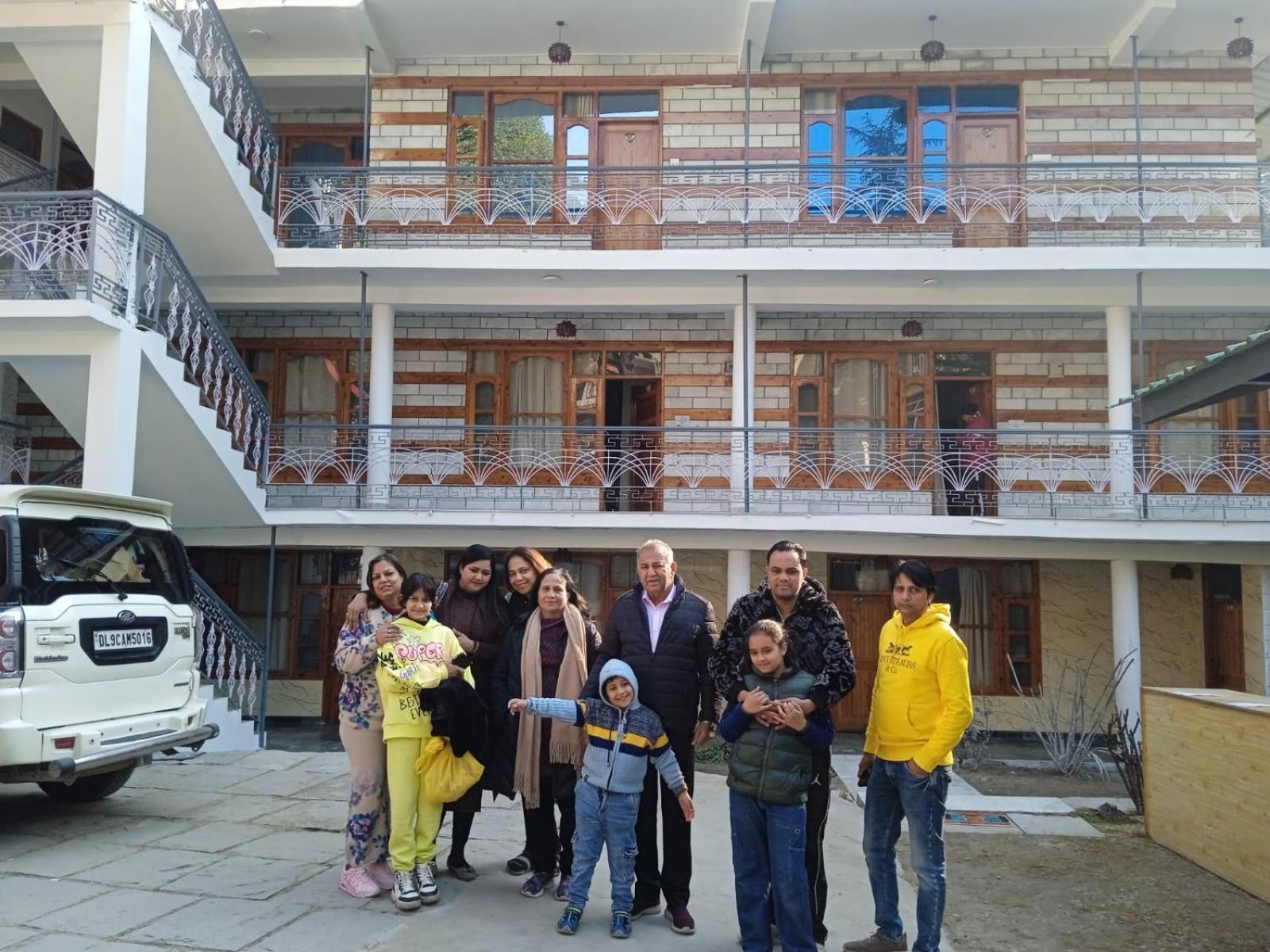 Luvya Retreats Hotel Manali (Himachal Pradesh)