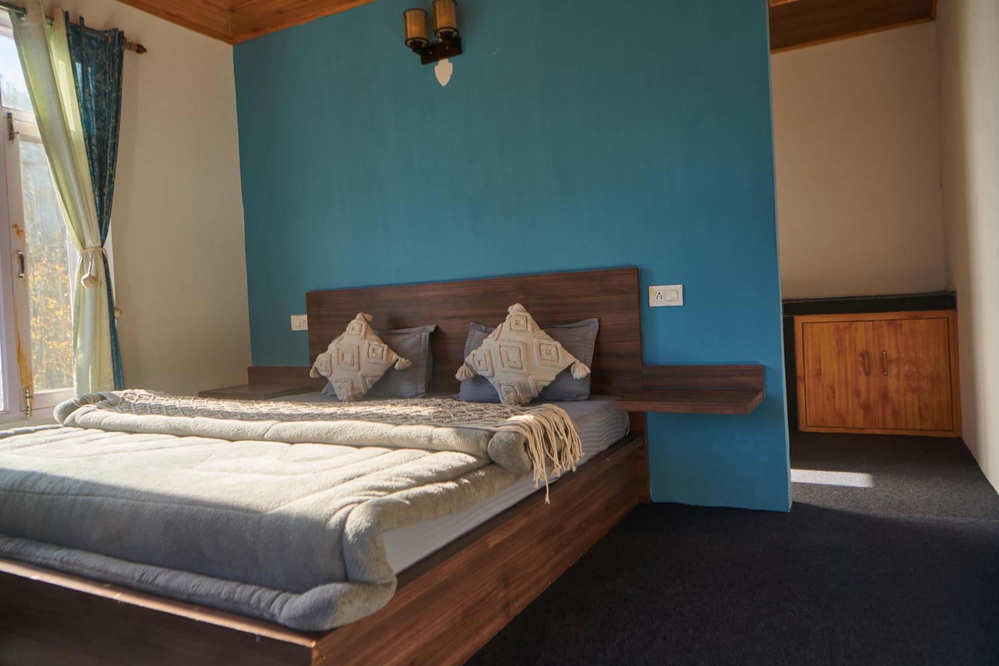 Hostelgia