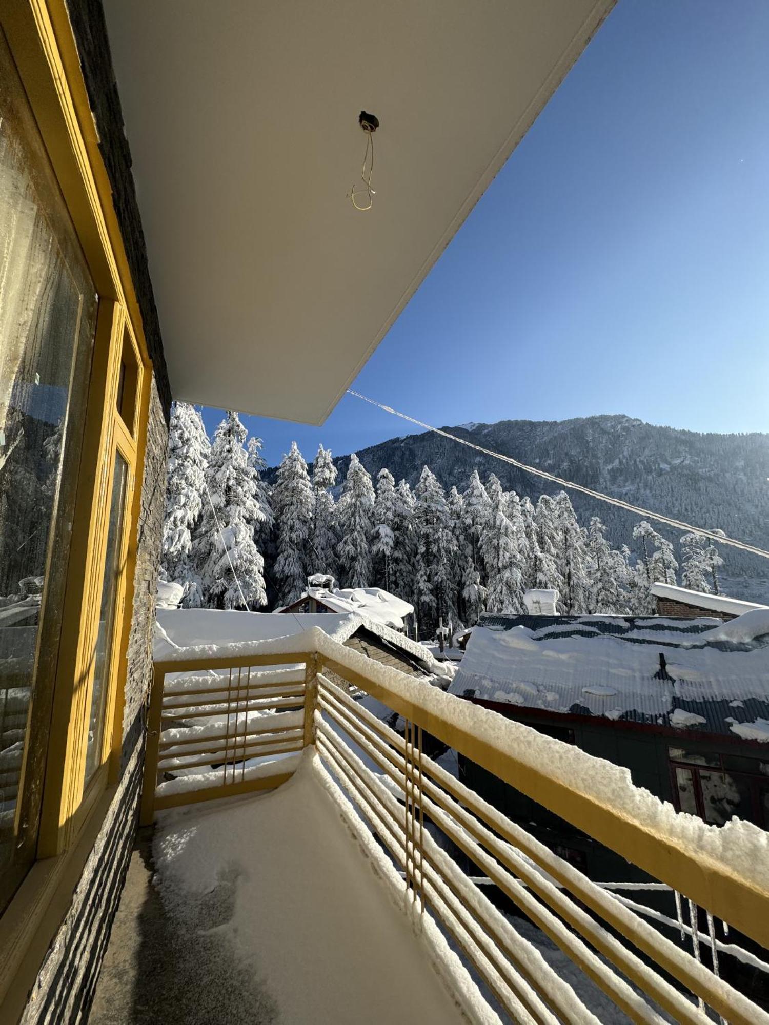 Whistling Wood By Sky Group Hotel