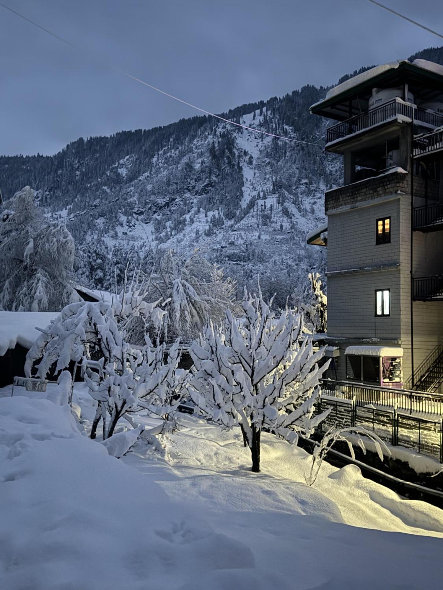 Hotel Whistling Wood By Sky Group