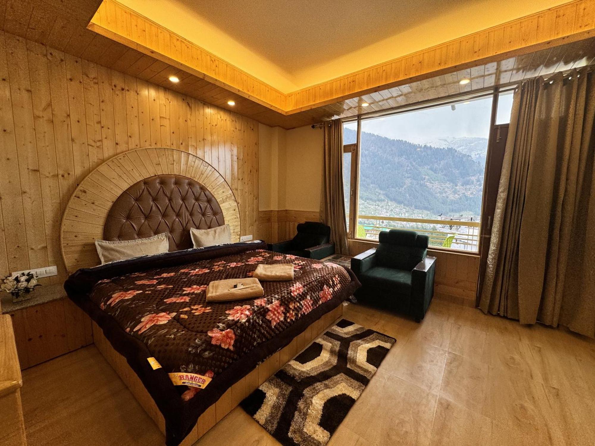 Whistling Wood By Sky Group Hotel