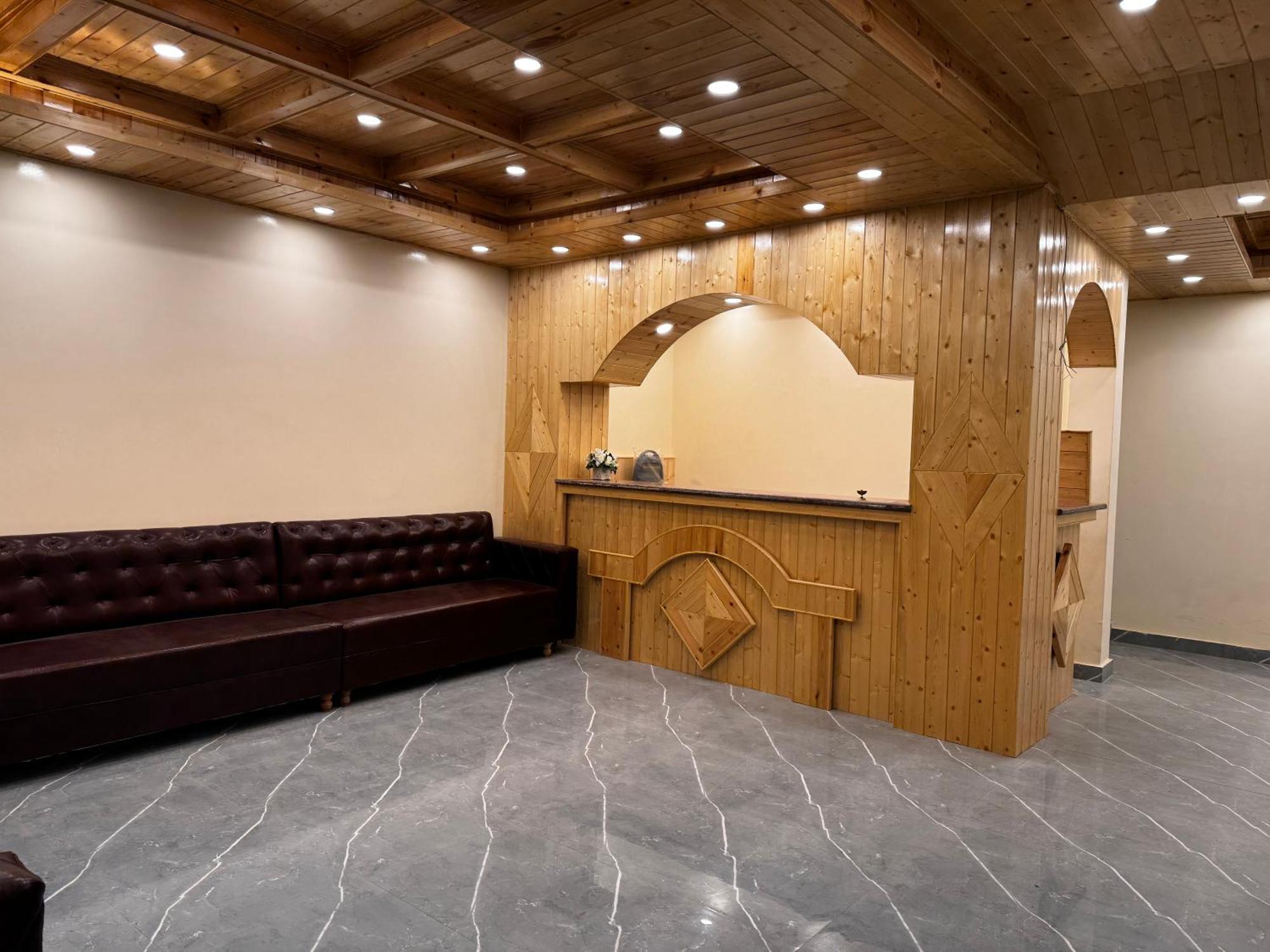 Whistling Wood By Sky Group 3* Manali (Himachal Pradesh)