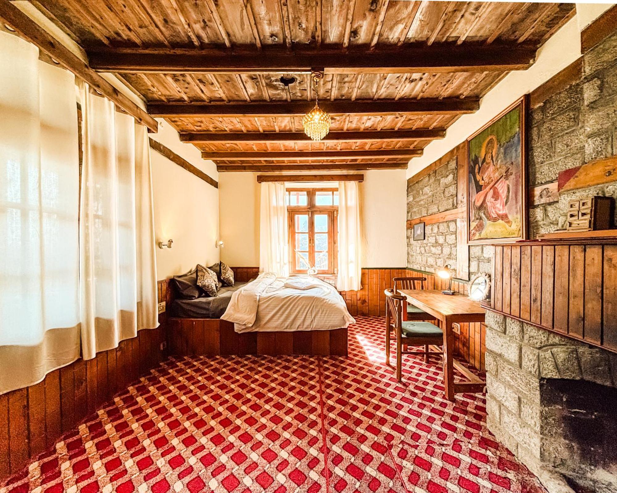 Lodge Timberwolves Manali (Himachal Pradesh)