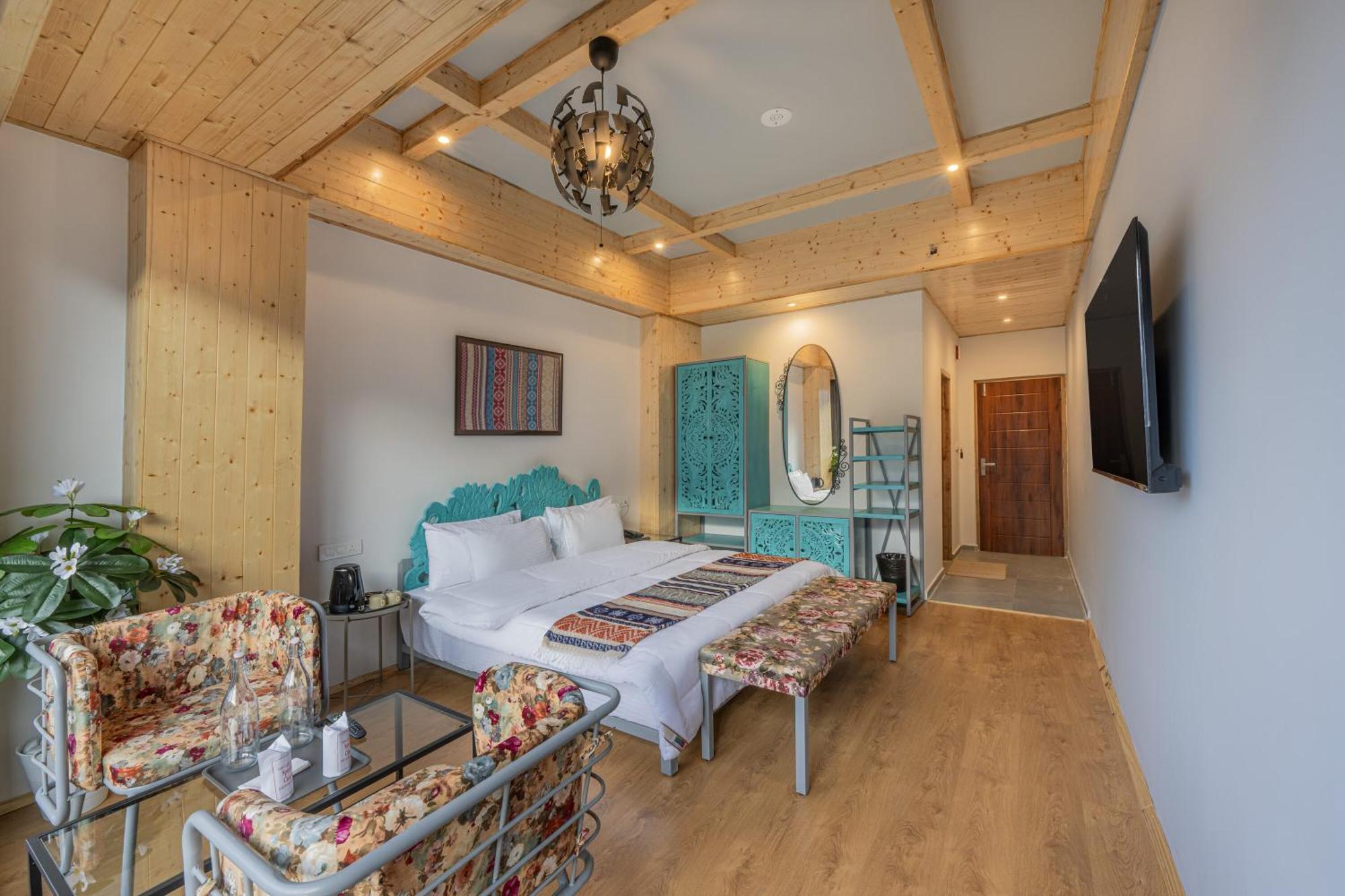 Hotel Echor Himalayan Heights Luxe Manali (Himachal Pradesh)
