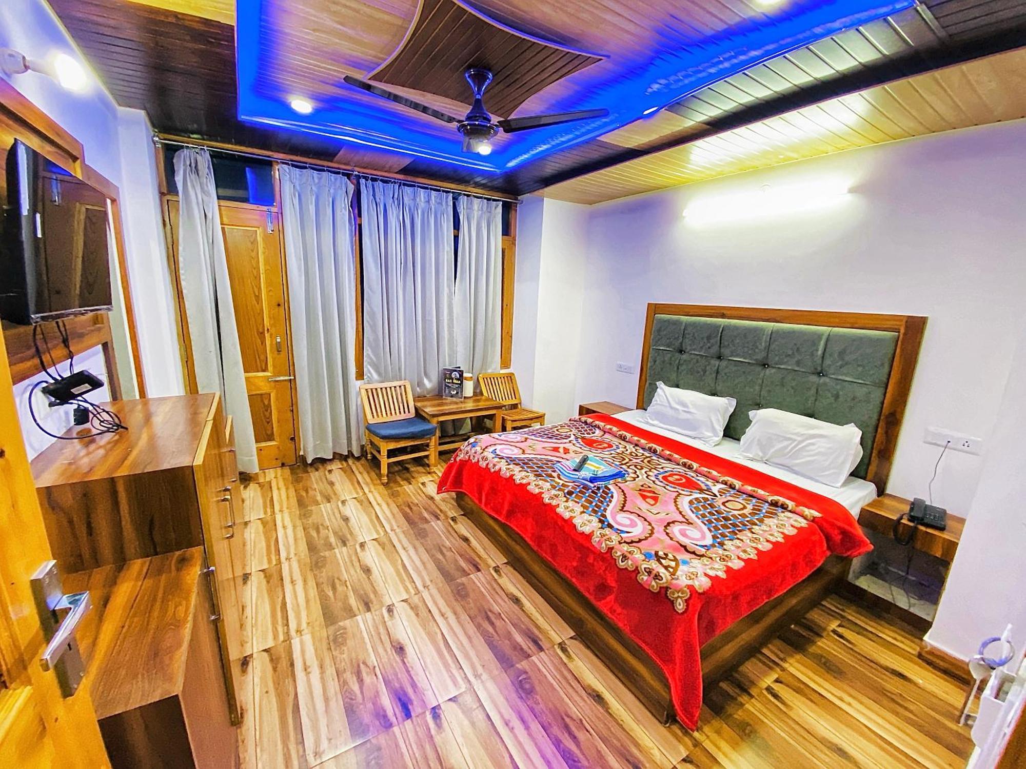 Kst Near Mall Road Bed & Breakfast
