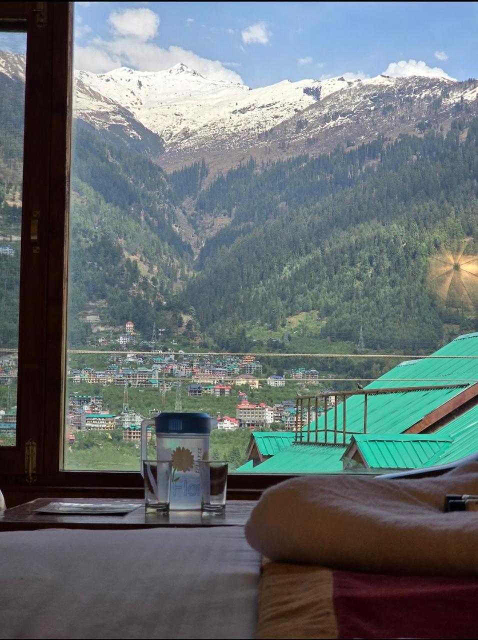 Sunrise Hotel Manali (Himachal Pradesh)