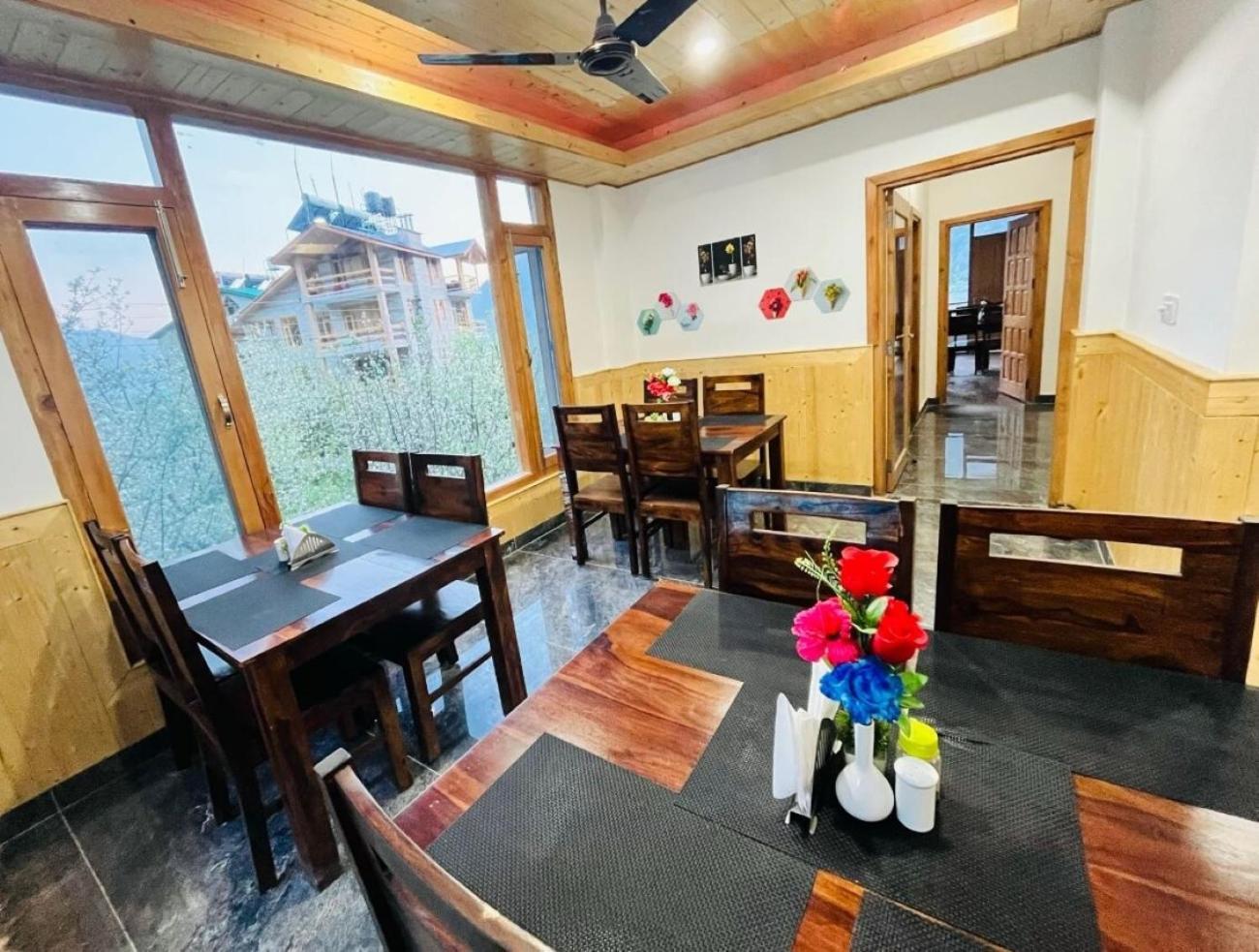 Hotel Sakura Palace