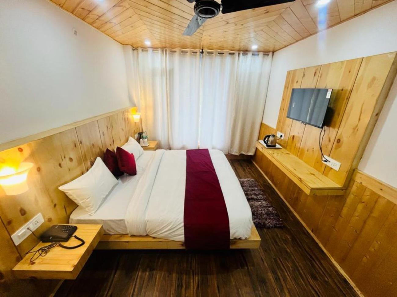 Hotel Sakura Palace