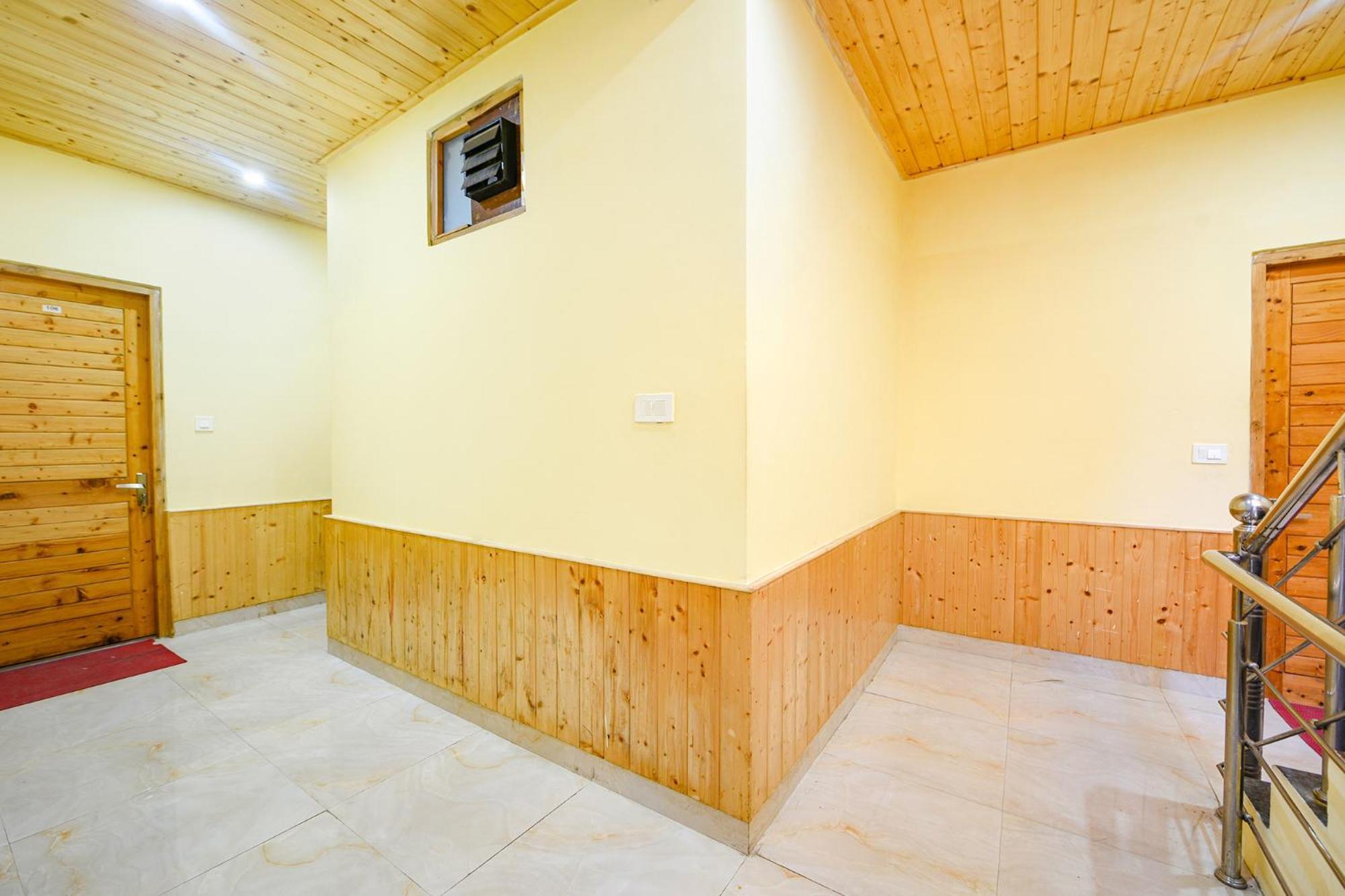 Hotel Fabhotel Anant Meadows Manali (Himachal Pradesh)